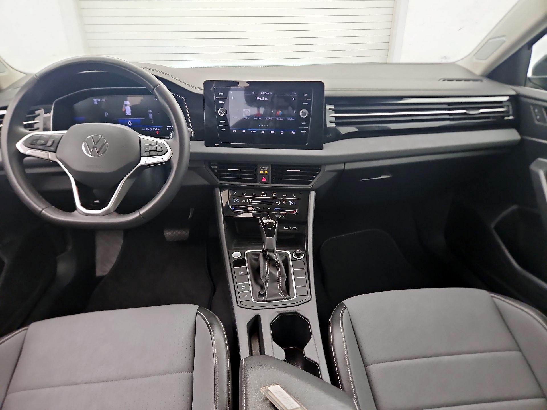 Thumbnail: 2025 Volkswagen Jetta - 9