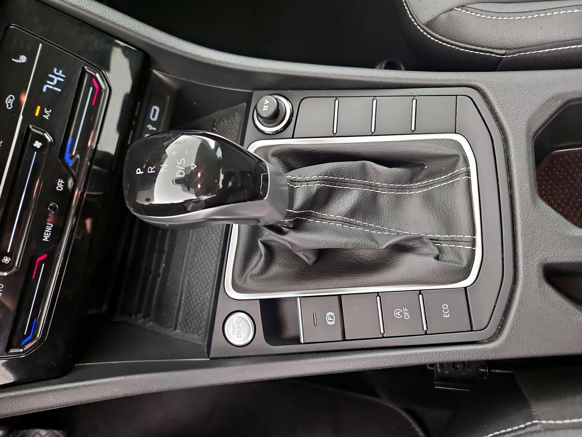 Thumbnail: 2025 Volkswagen Jetta - 15