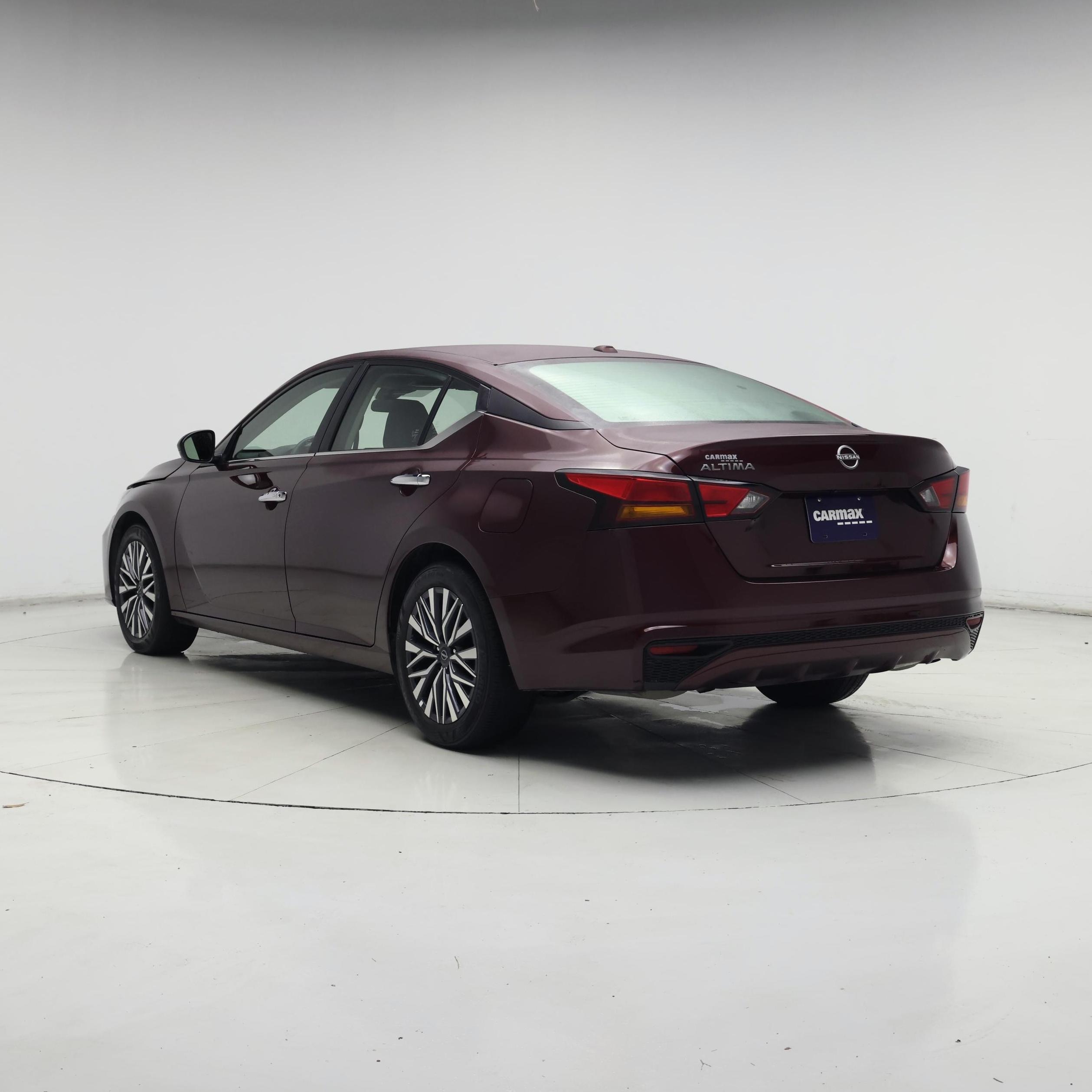 Thumbnail: 2025 Nissan Altima - 2