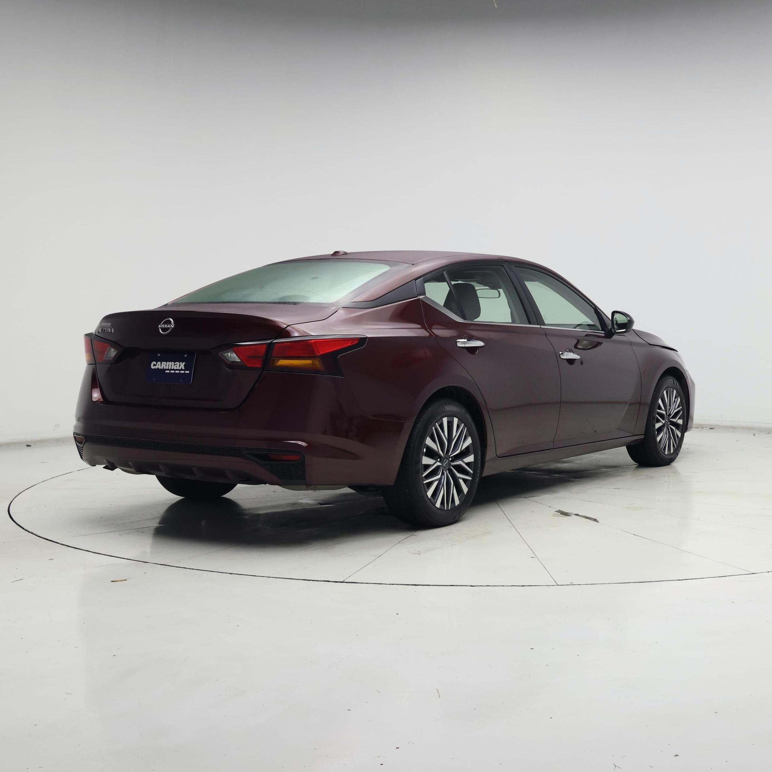 Thumbnail: 2025 Nissan Altima - 8