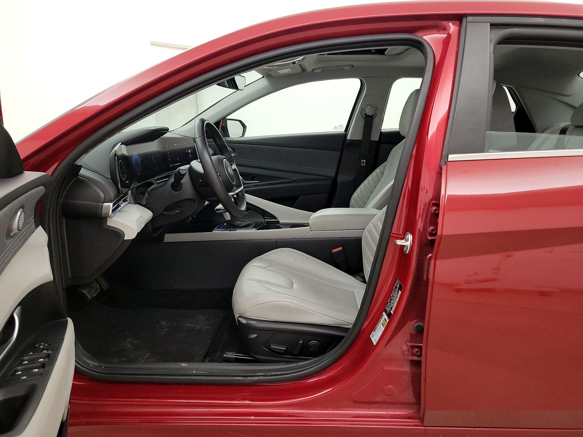 Thumbnail: 2025 Hyundai Elantra - 11