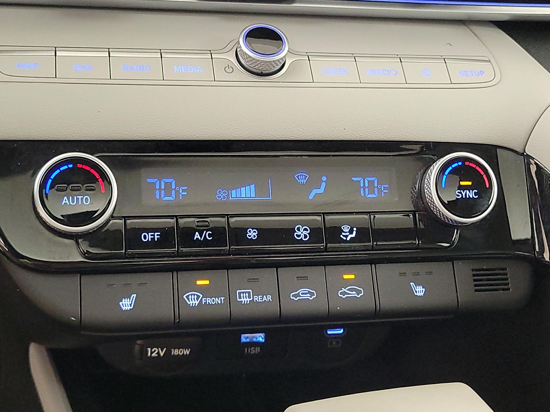 Thumbnail: 2025 Hyundai Elantra - 17