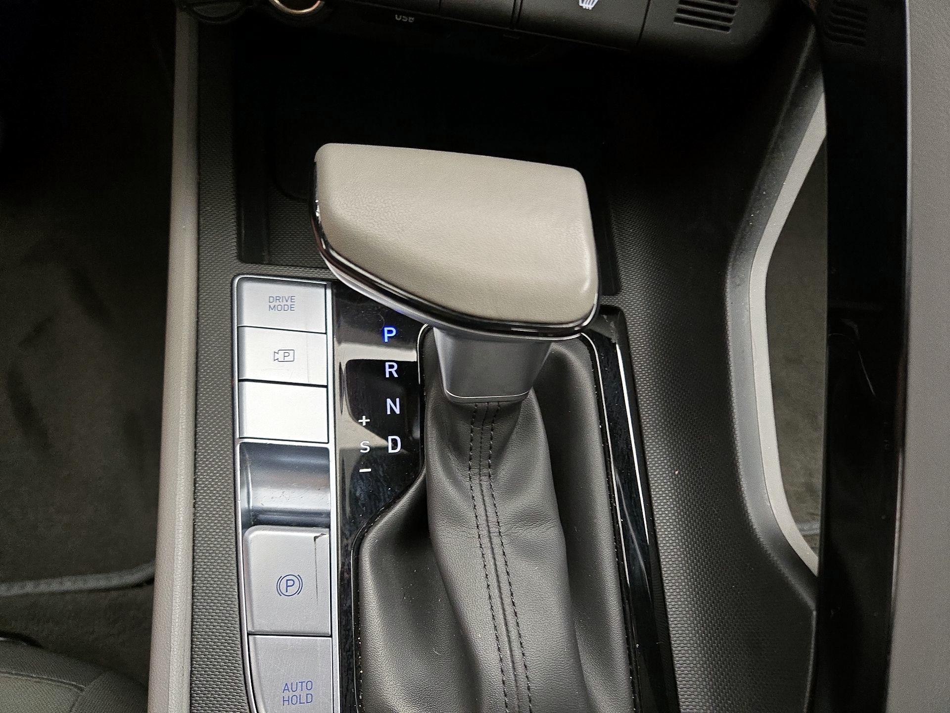 Thumbnail: 2025 Hyundai Elantra - 18