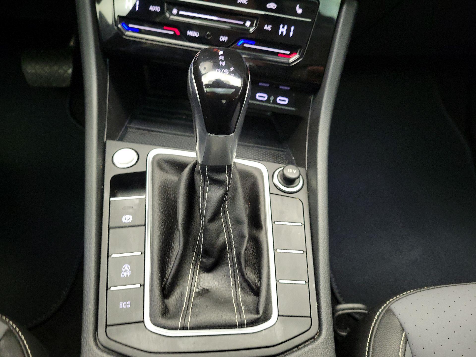 Thumbnail: 2025 Volkswagen Jetta - 17