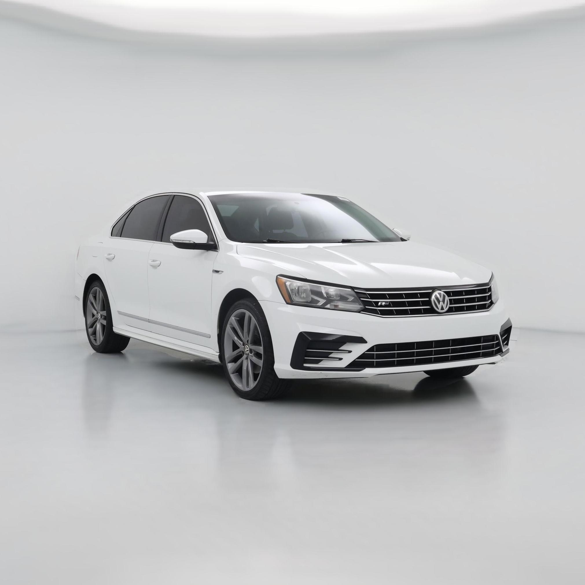 Thumbnail: 2017 Volkswagen Passat - 1