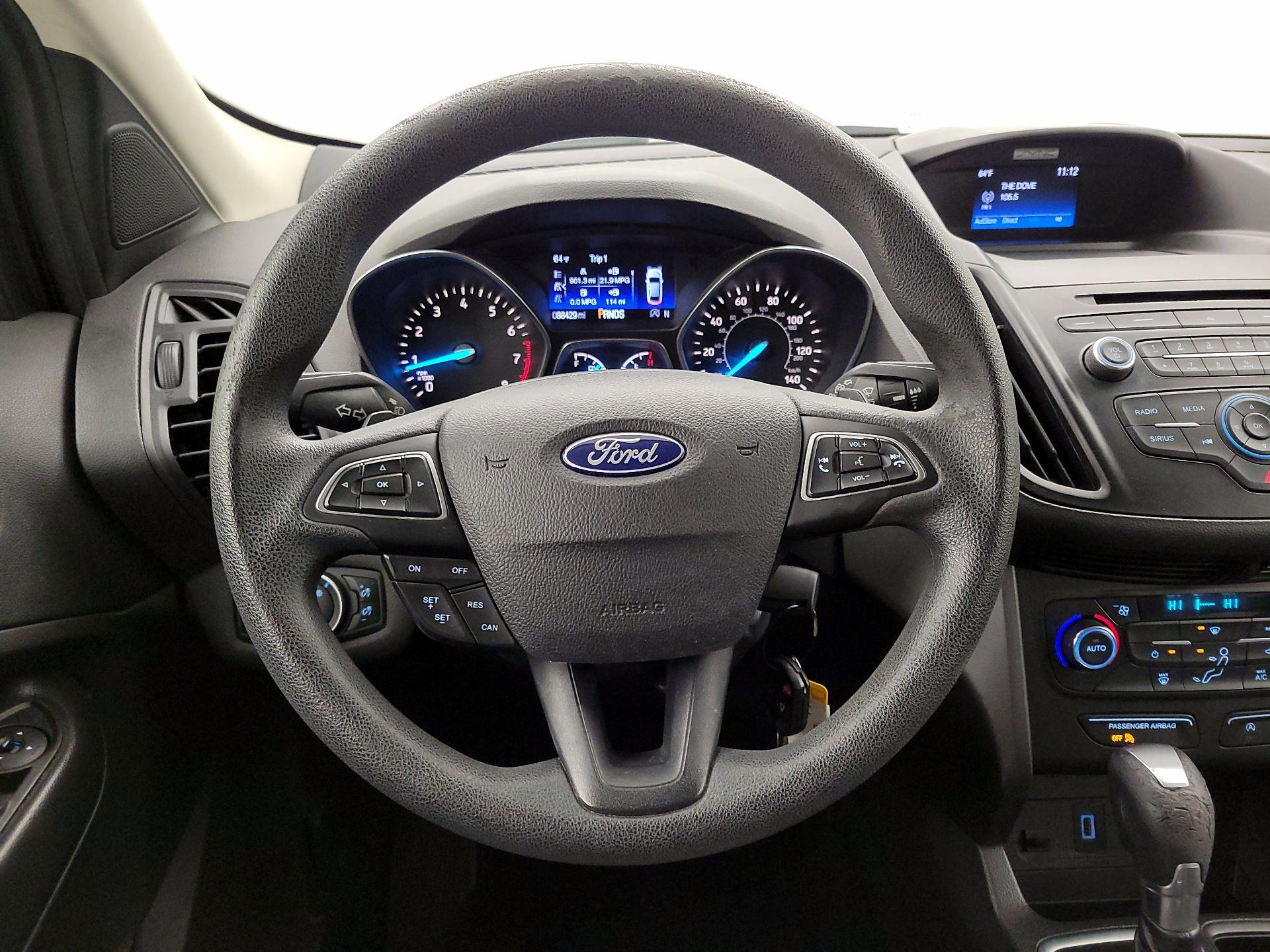 Thumbnail: 2017 Ford Escape - 10