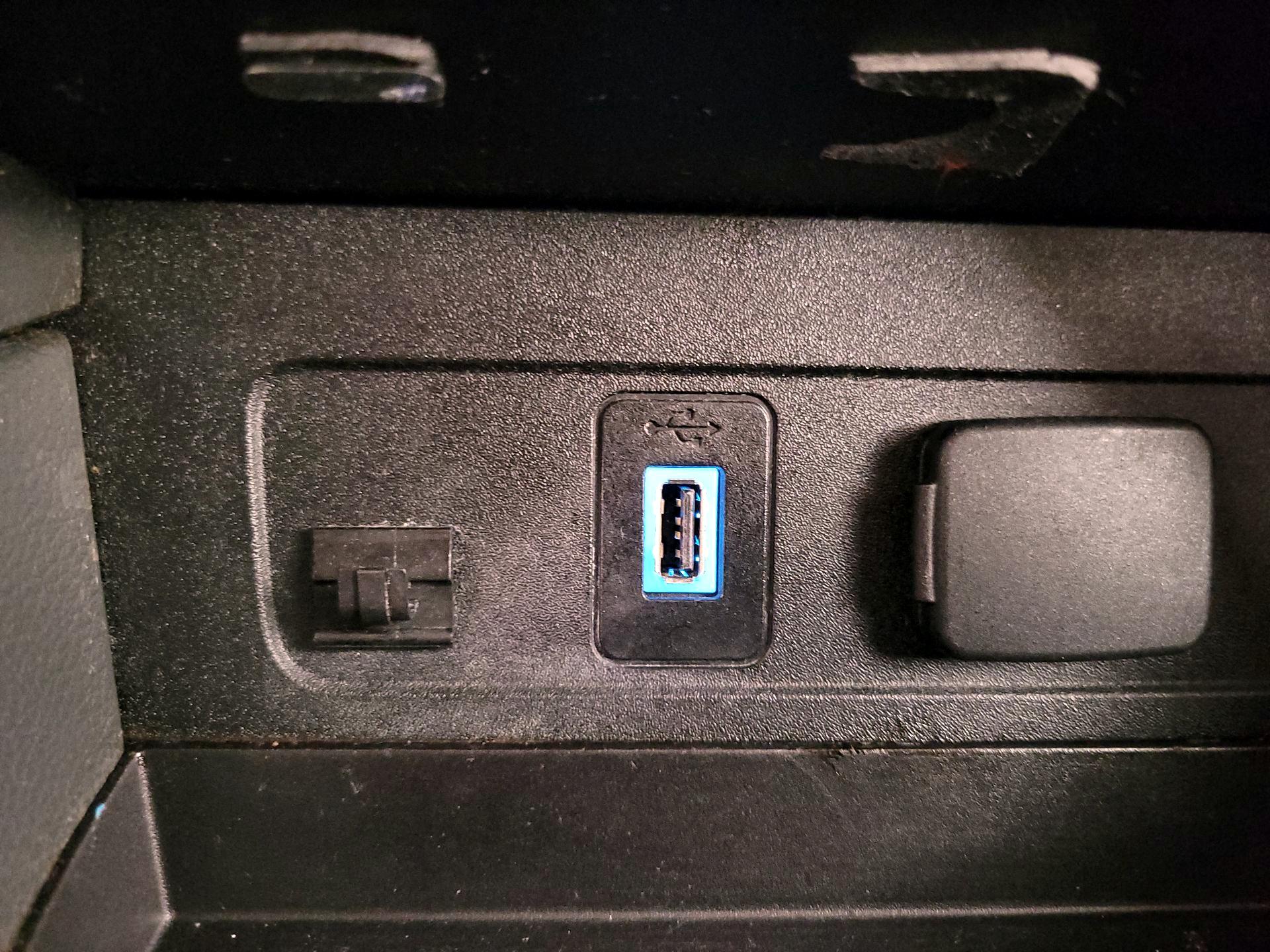 Thumbnail: 2017 Ford Escape - 18