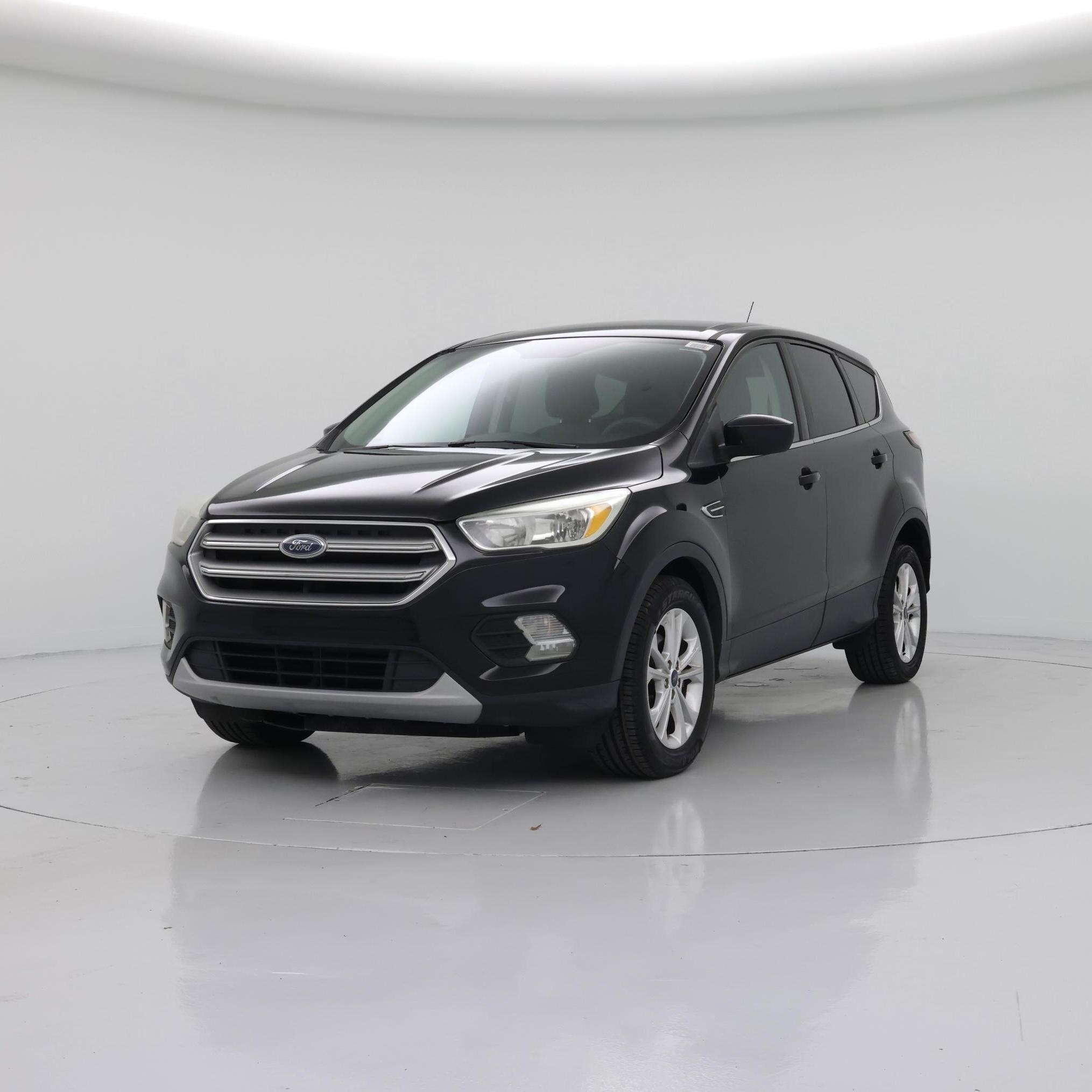 Thumbnail: 2017 Ford Escape - 4