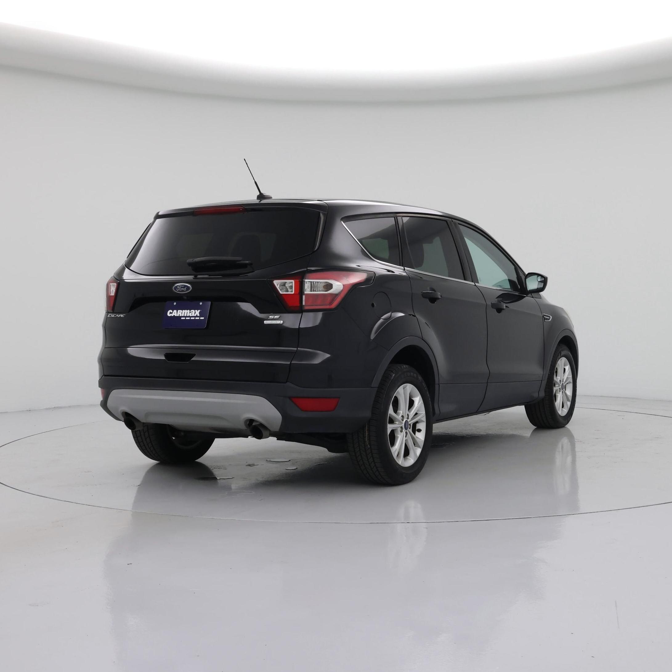 Thumbnail: 2017 Ford Escape - 8