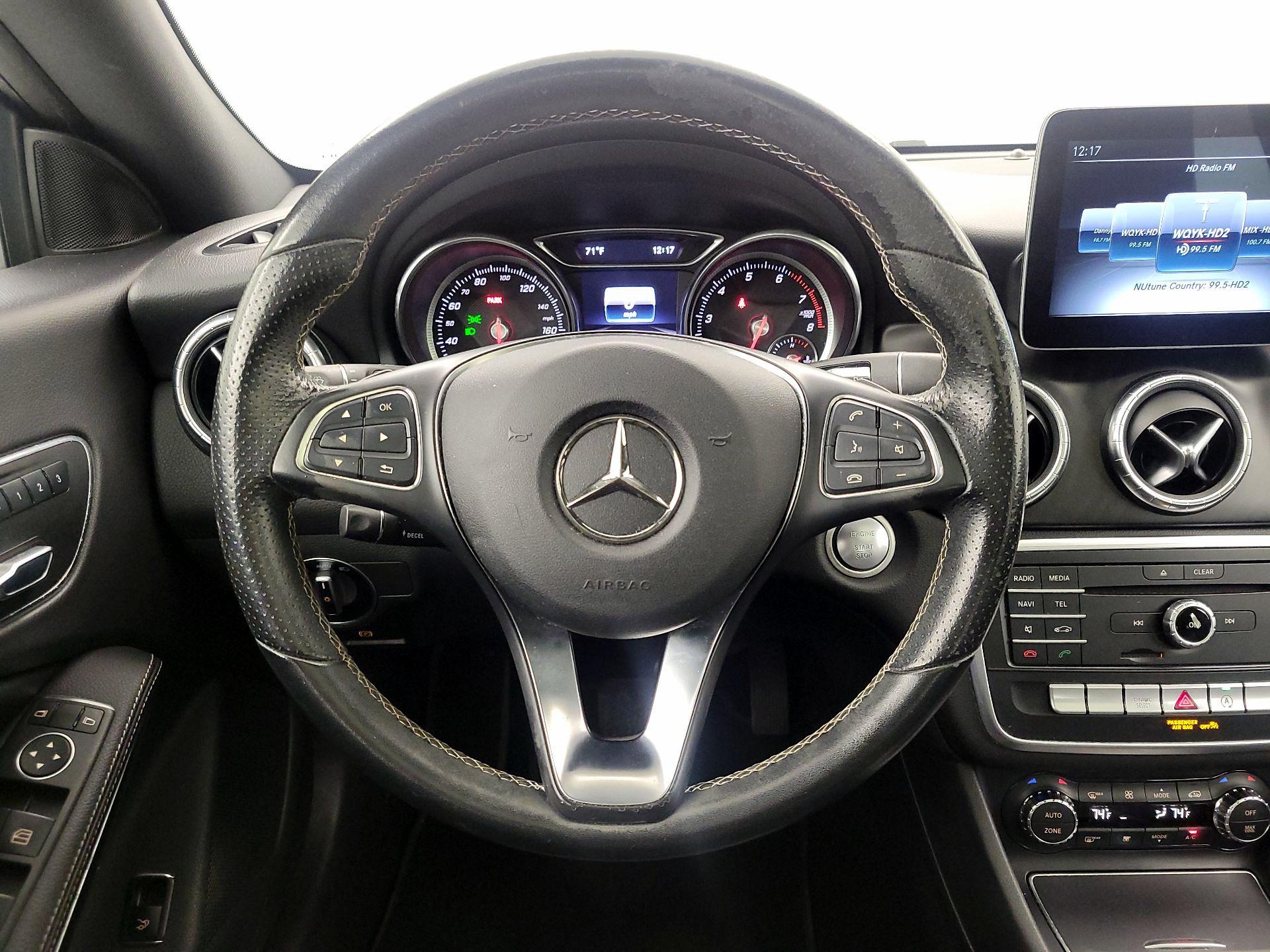 Thumbnail: 2018 Mercedes-Benz CLA - 10