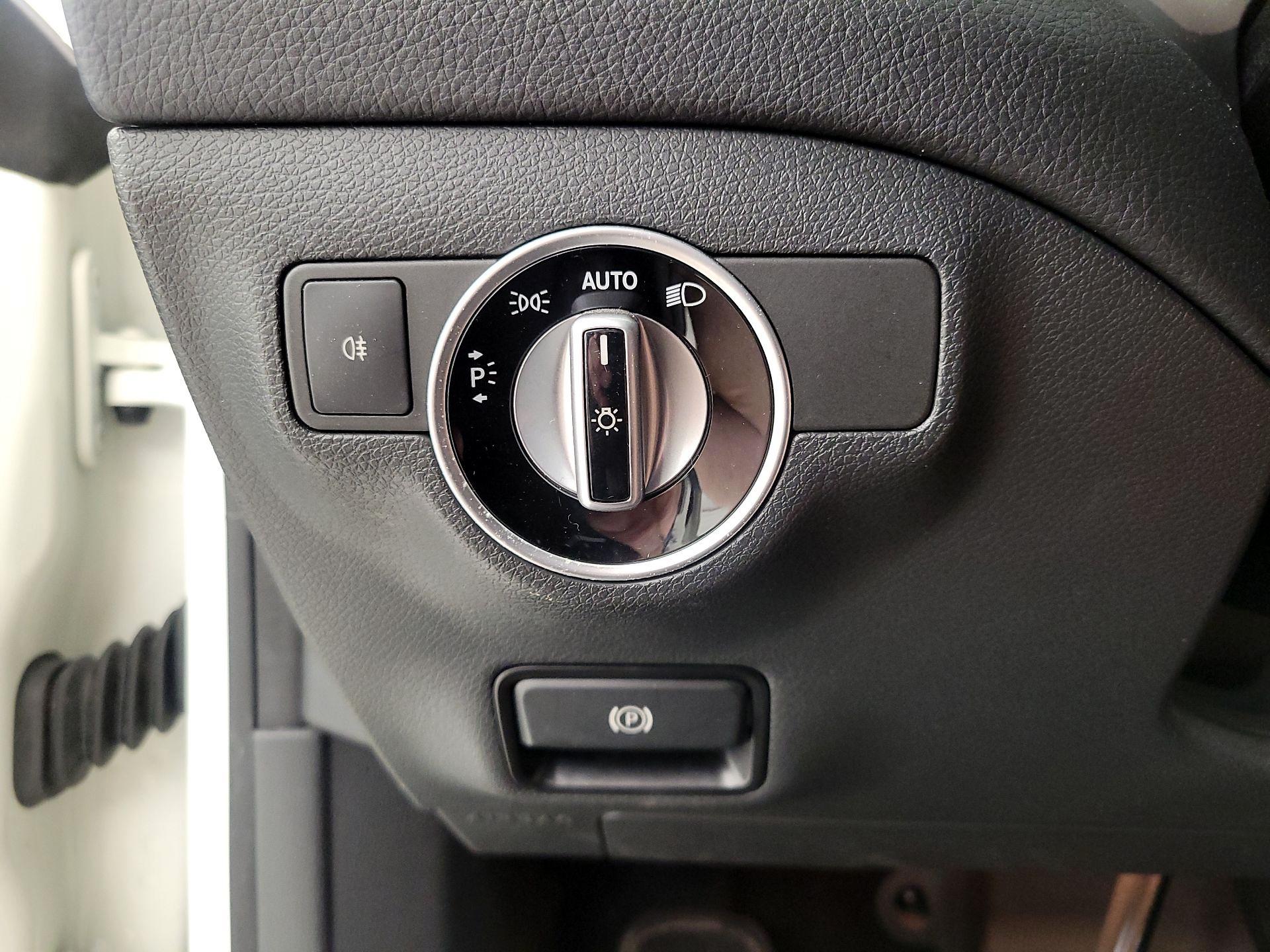 Thumbnail: 2018 Mercedes-Benz CLA - 13