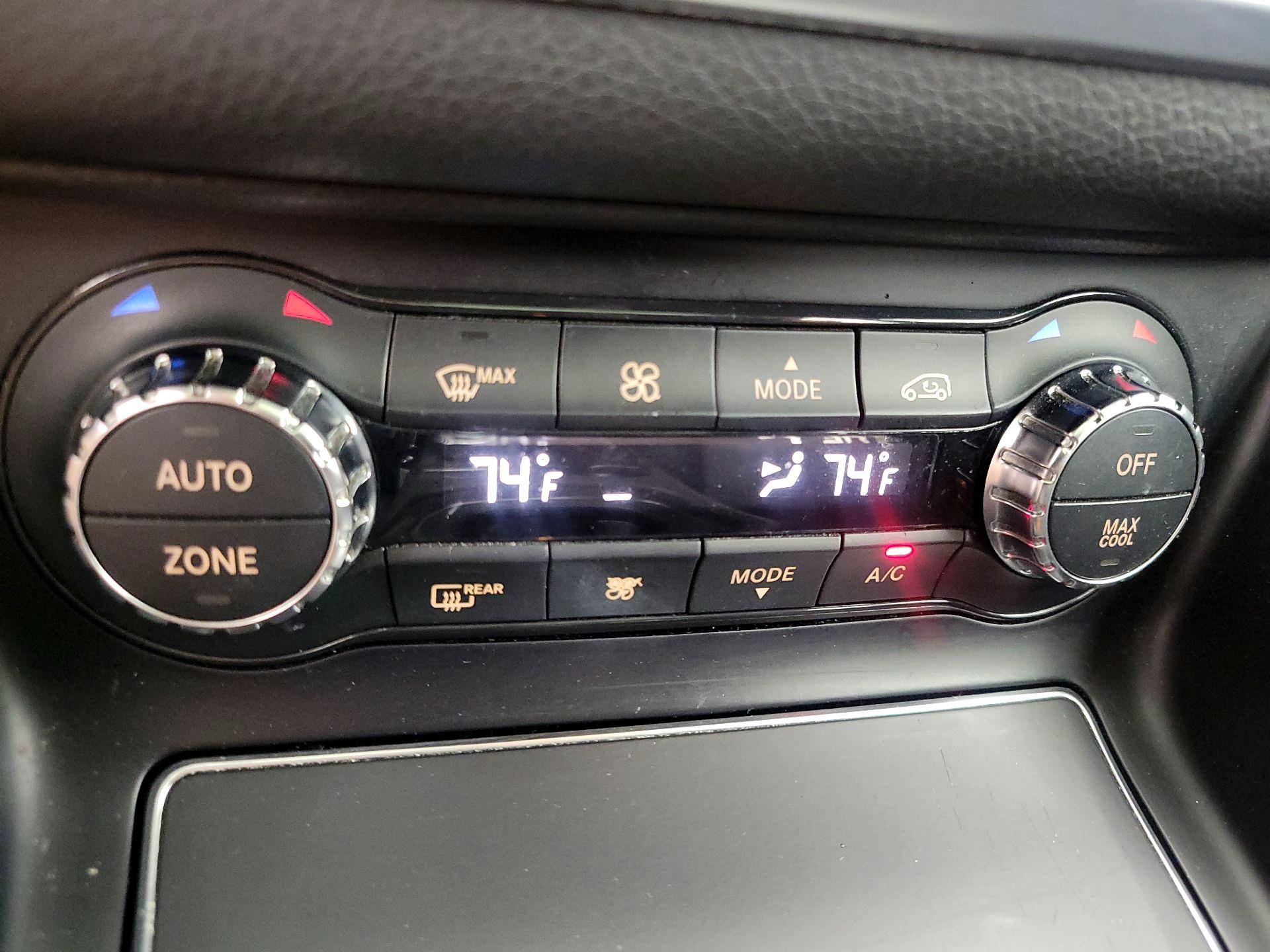 Thumbnail: 2018 Mercedes-Benz CLA - 16