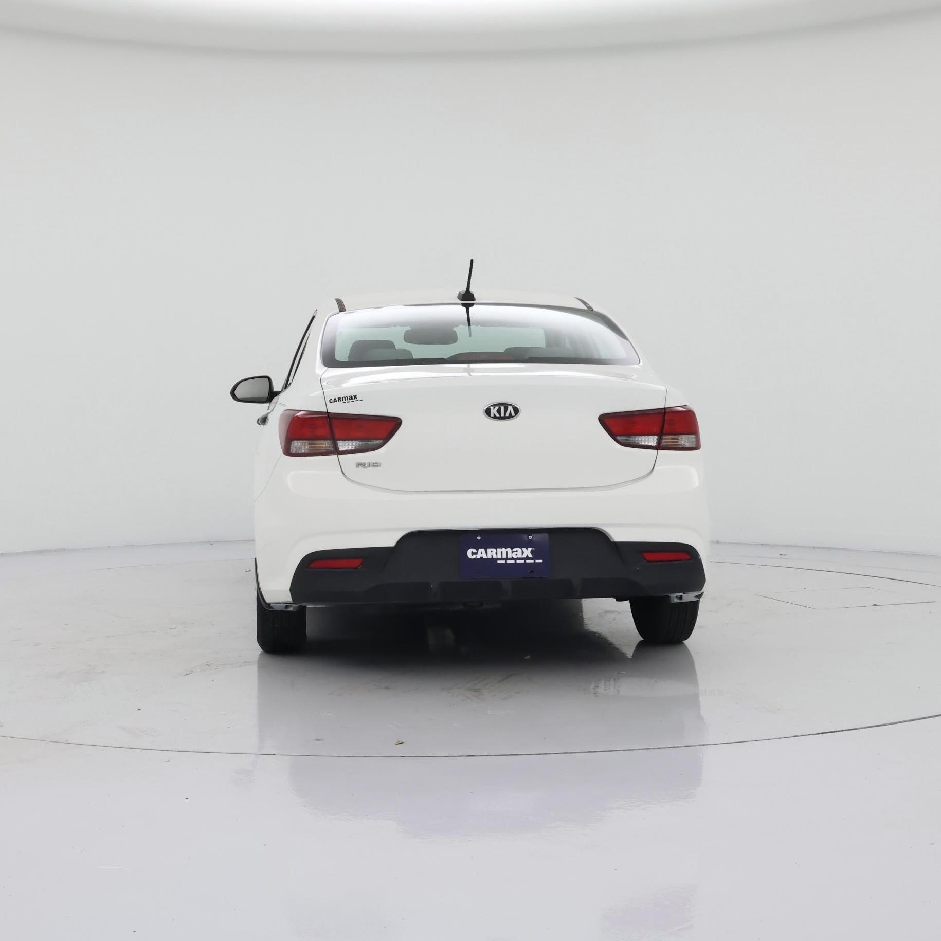 Thumbnail: 2018 Kia Rio - 6