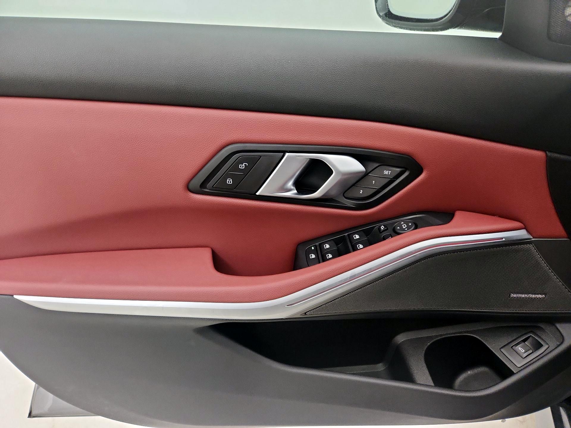 Thumbnail: 2025 BMW 3 Series - 12