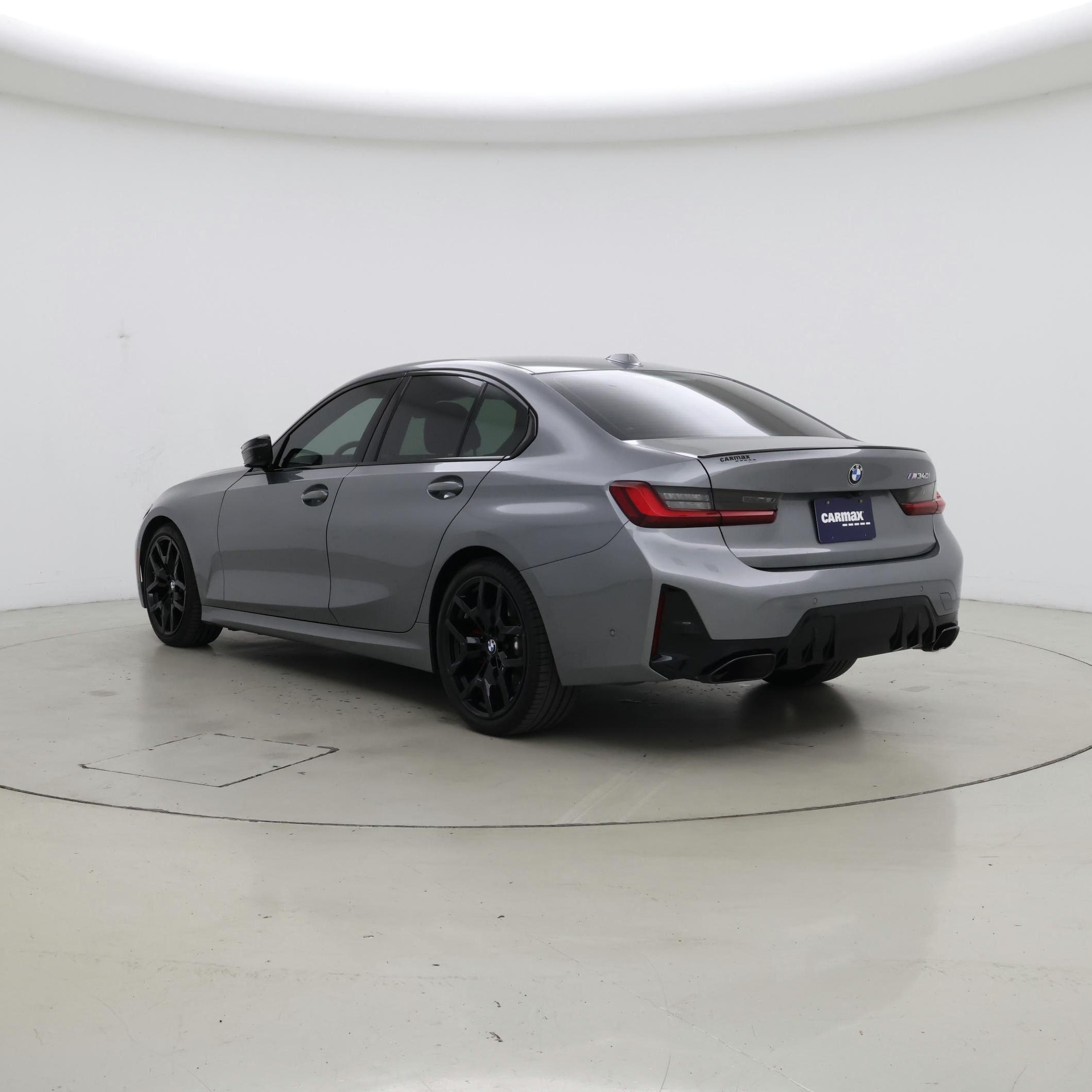 Thumbnail: 2025 BMW 3 Series - 2