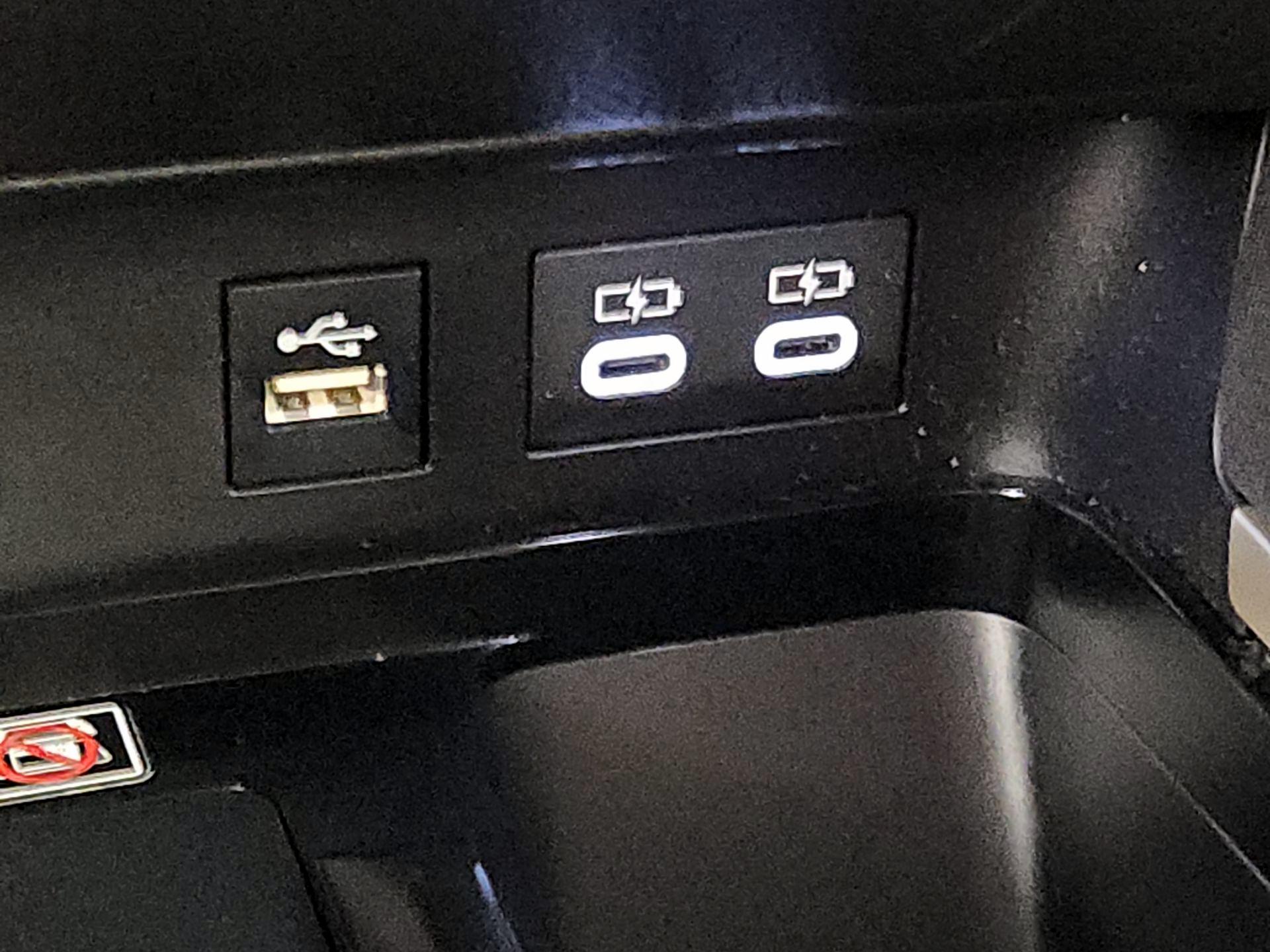 Thumbnail: 2025 Toyota Camry - 19