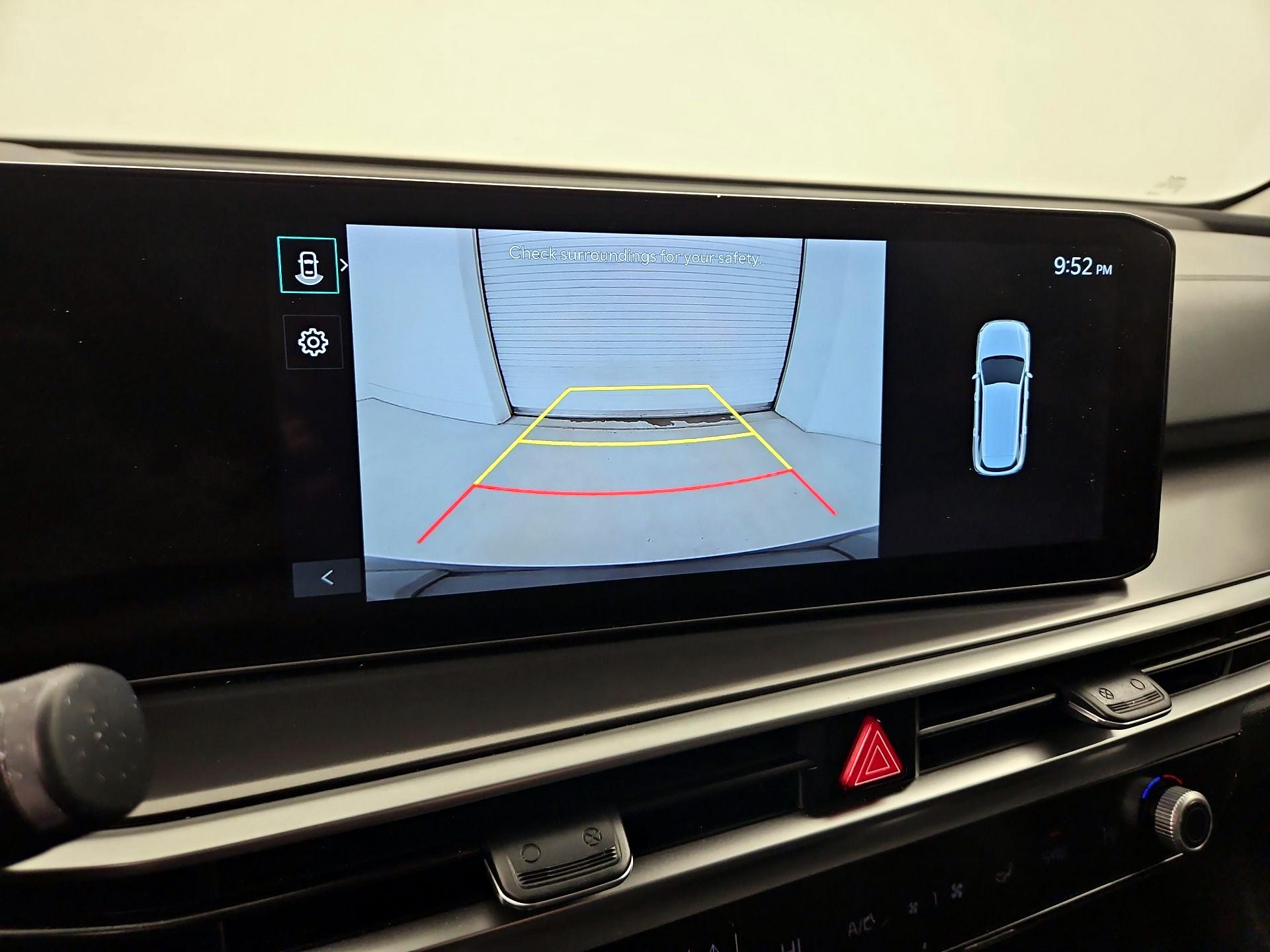 Thumbnail: 2024 Kia Sorento - 15