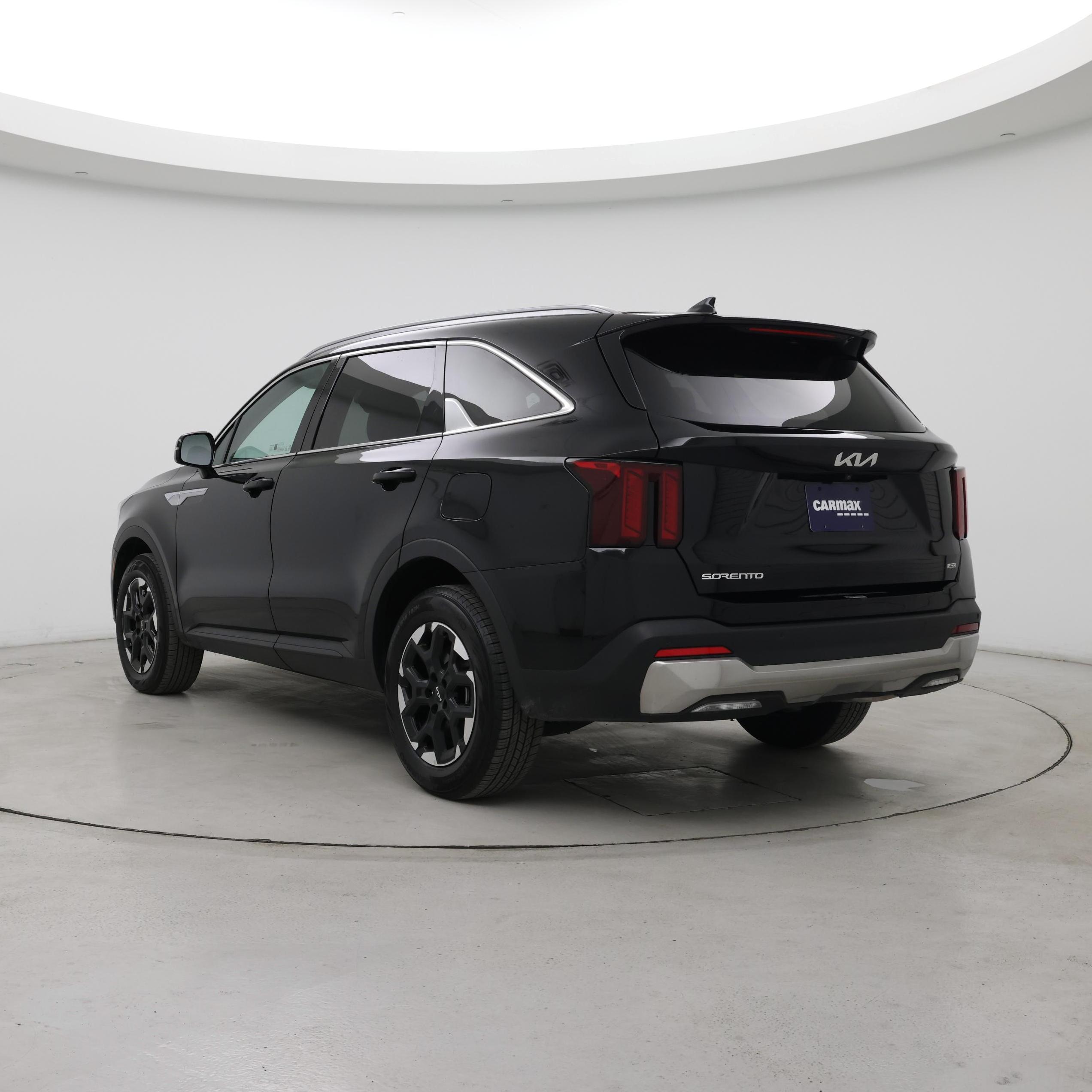 Thumbnail: 2024 Kia Sorento - 2