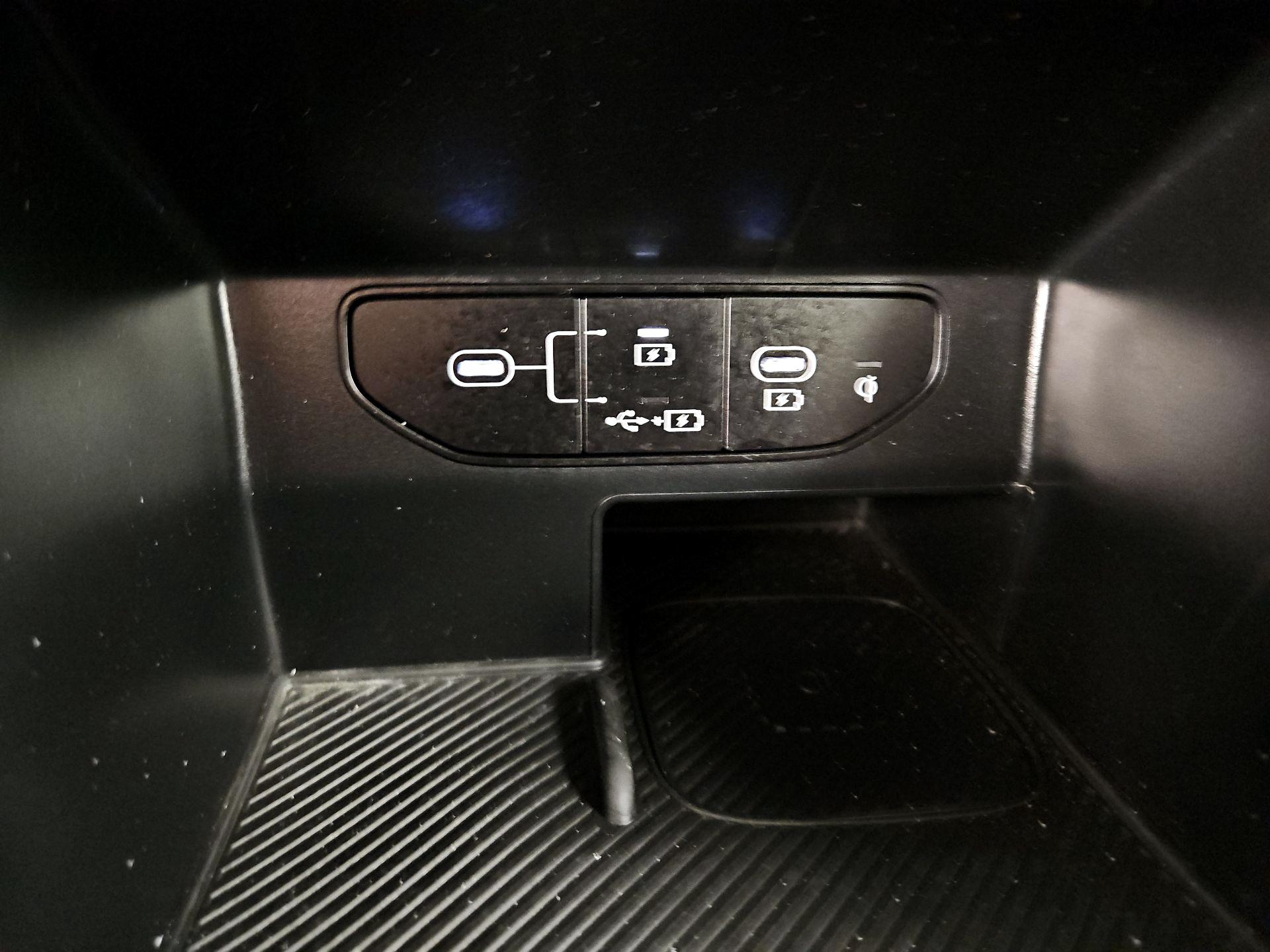 Thumbnail: 2024 Kia Sorento - 19