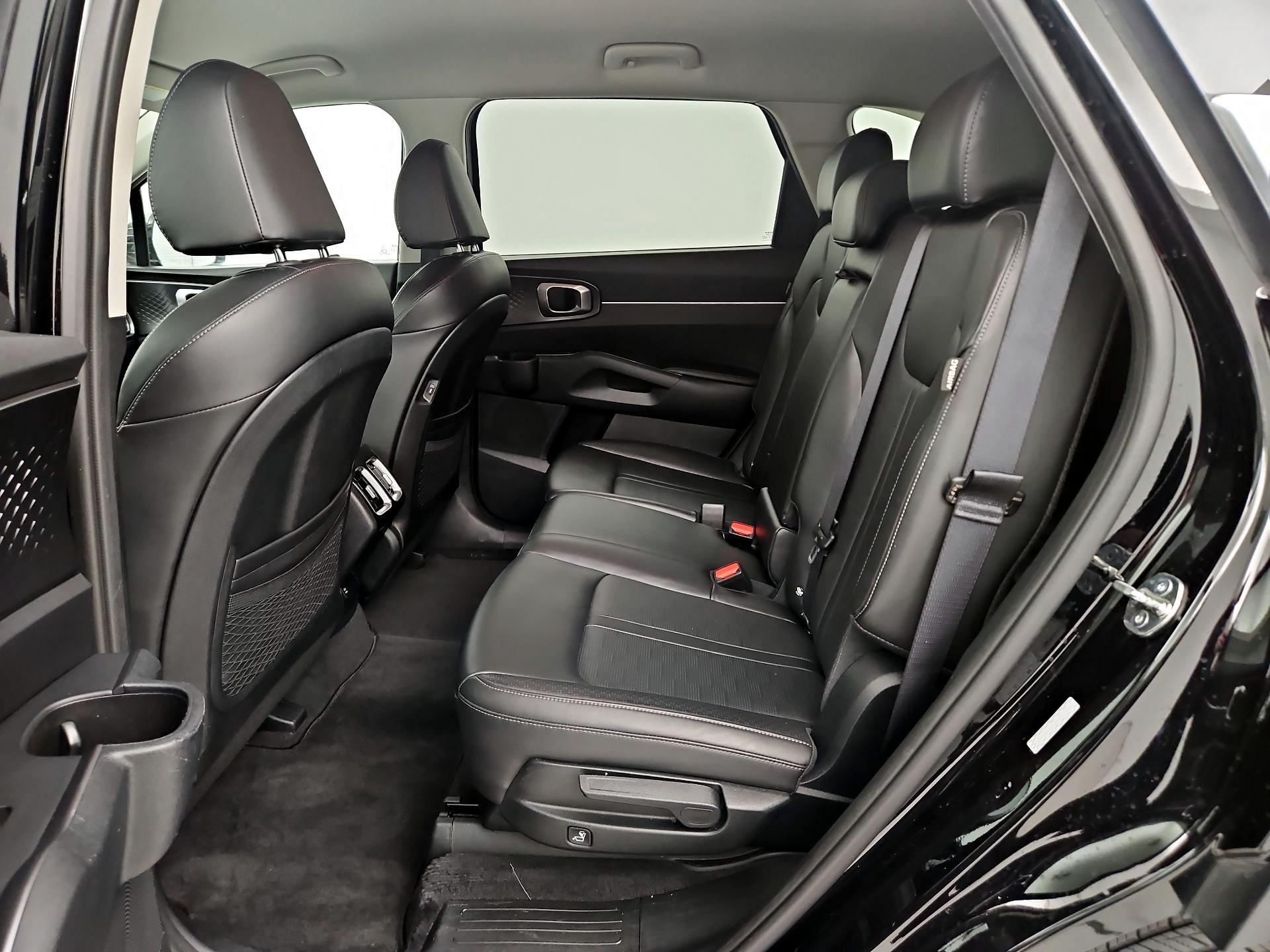 Thumbnail: 2024 Kia Sorento - 20