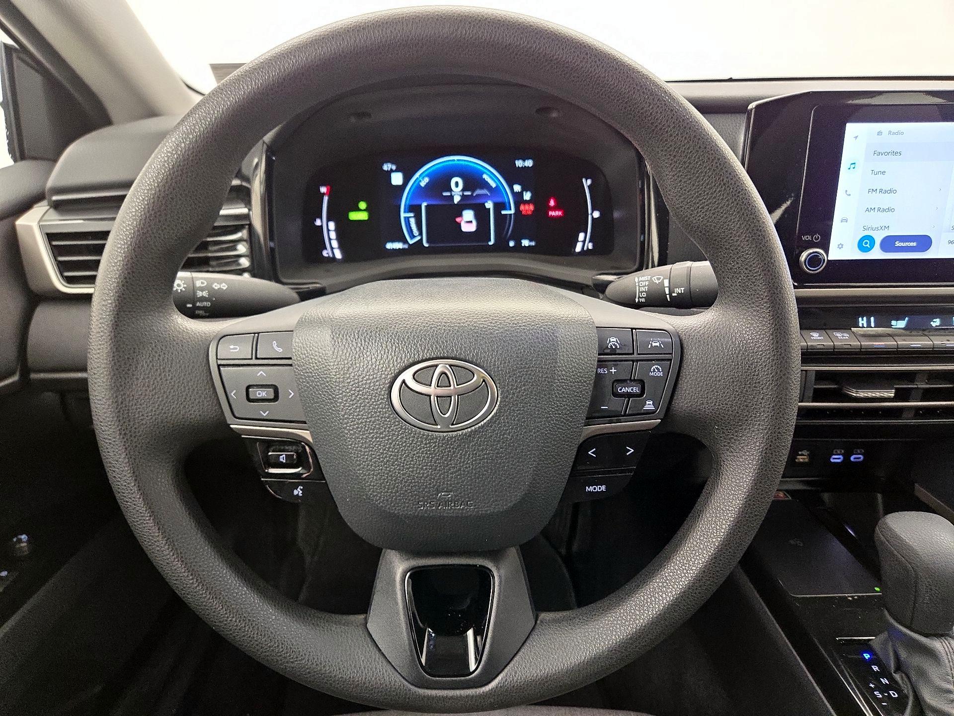 Thumbnail: 2025 Toyota Camry - 10