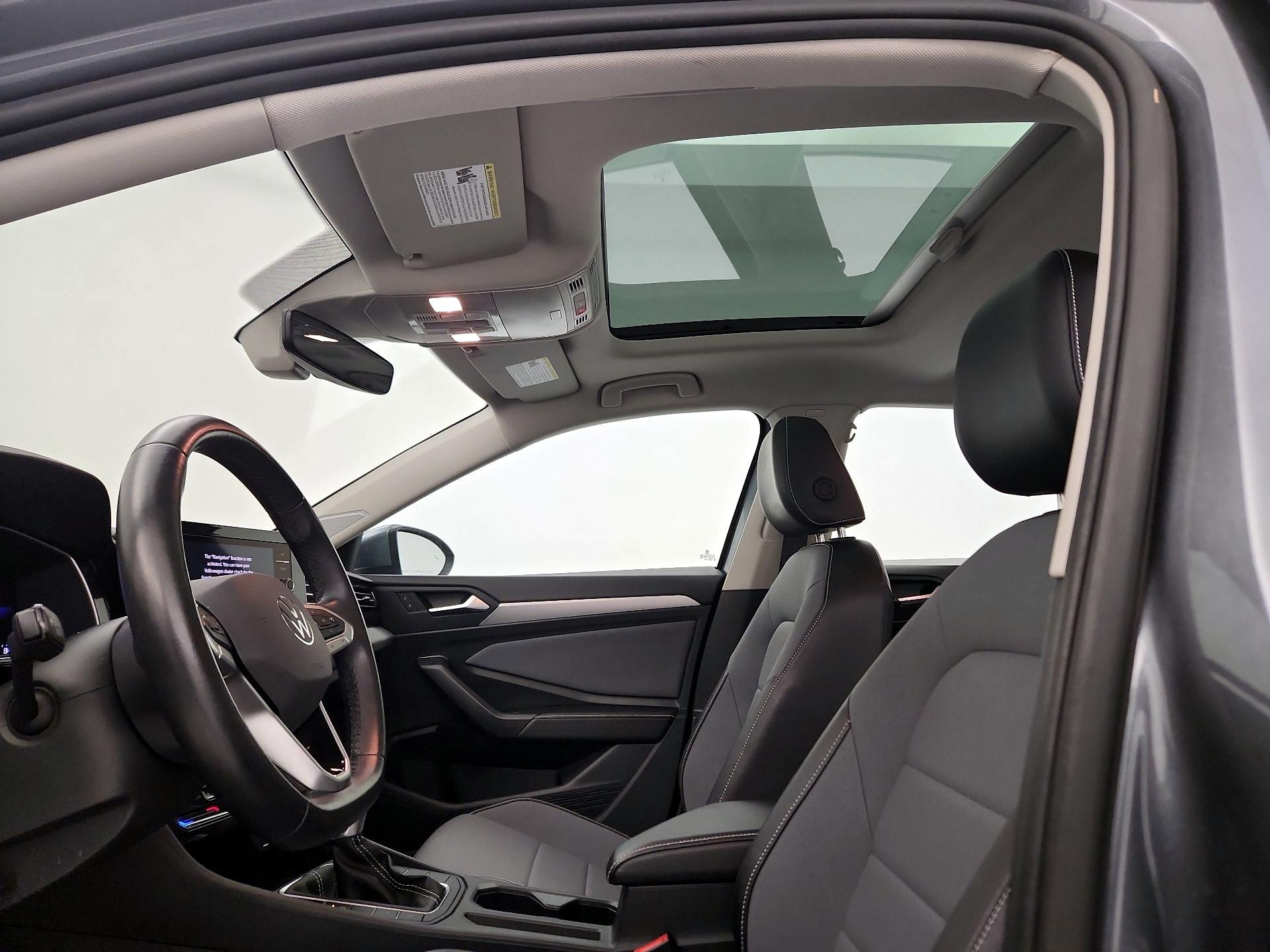 Thumbnail: 2025 Volkswagen Jetta - 20