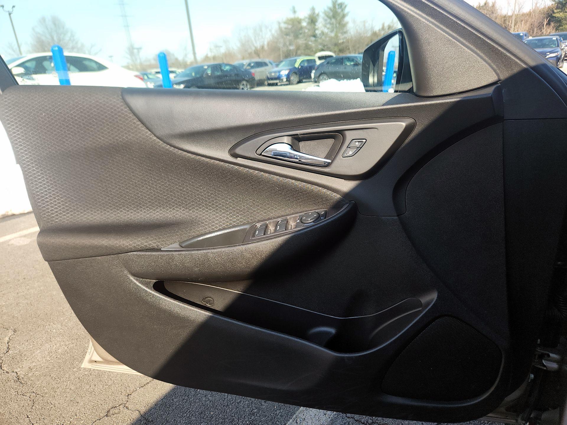 Thumbnail: 2024 Chevrolet Malibu - 10