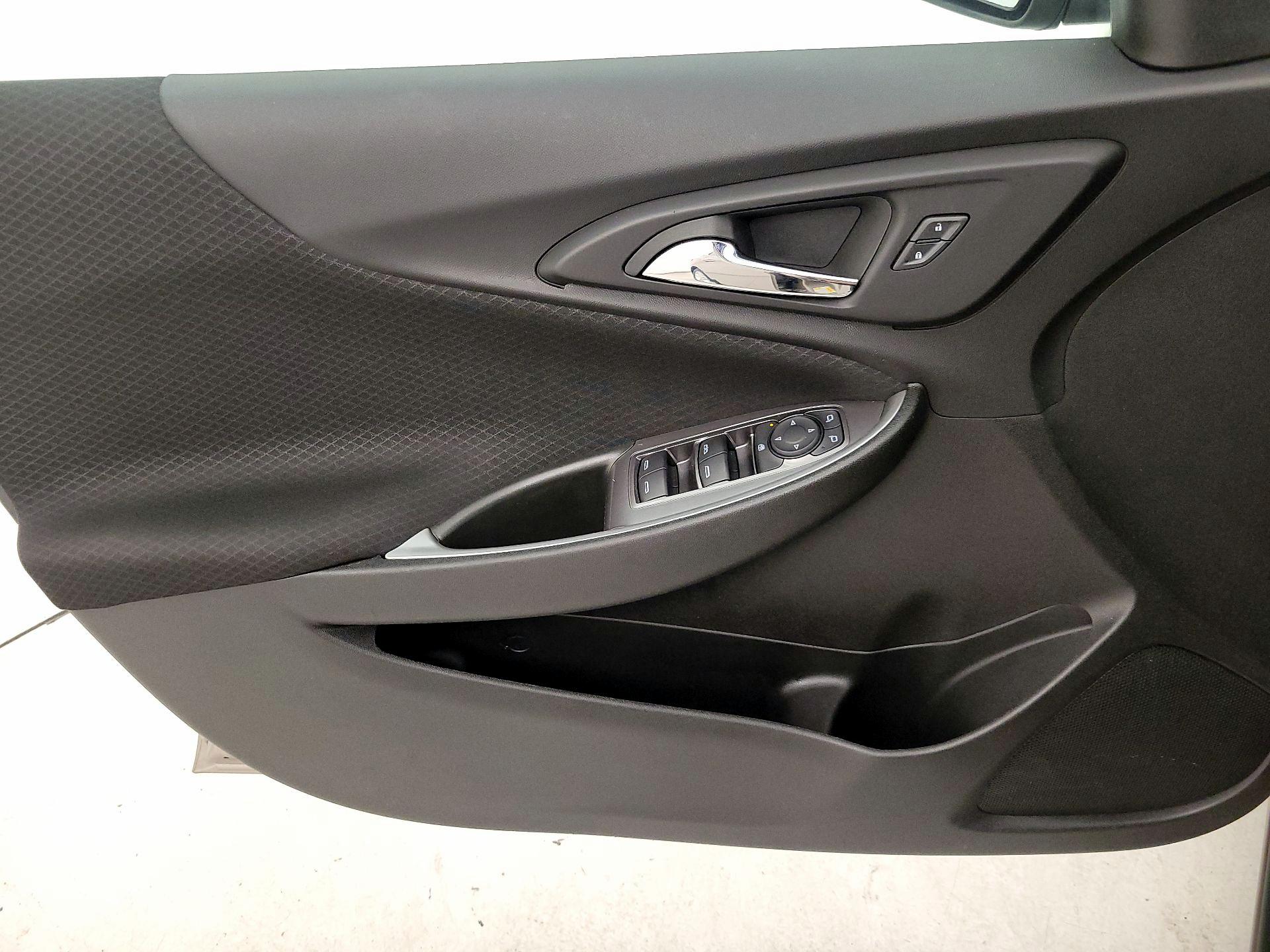 Thumbnail: 2023 Chevrolet Malibu - 12