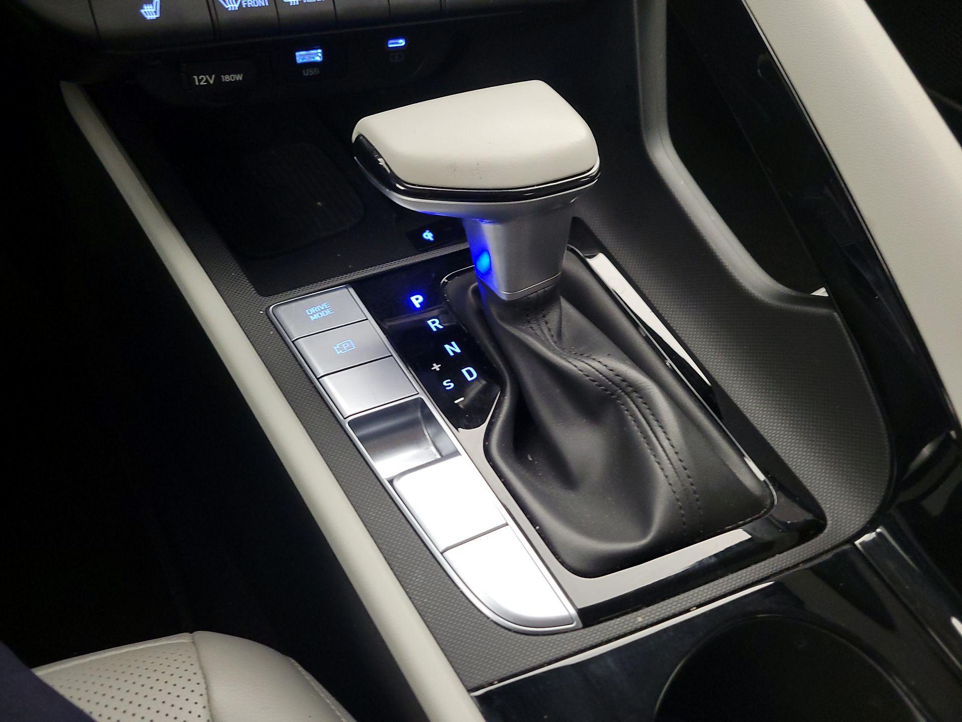 Thumbnail: 2025 Hyundai Elantra - 18