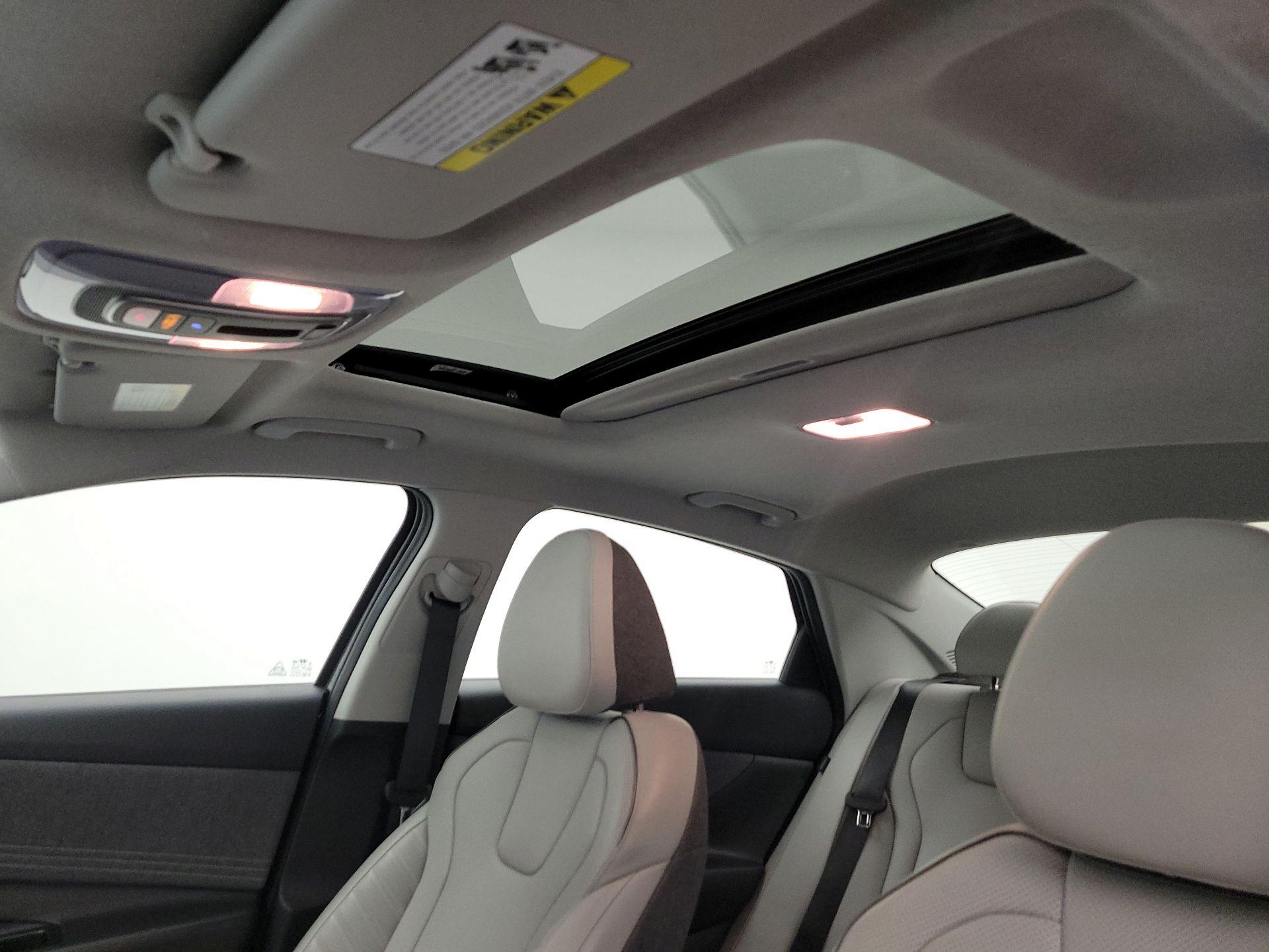 Thumbnail: 2025 Hyundai Elantra - 20