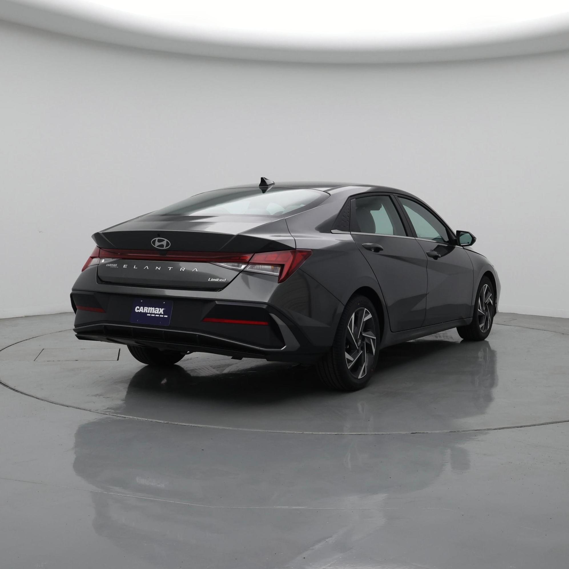 Thumbnail: 2025 Hyundai Elantra - 8