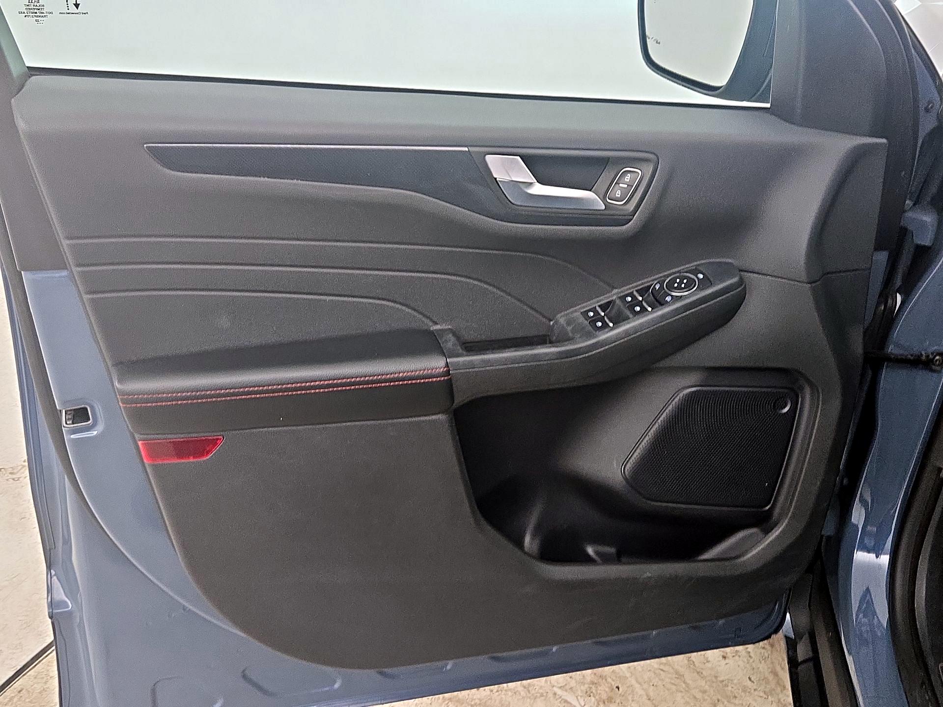 Thumbnail: 2023 Ford Escape - 12