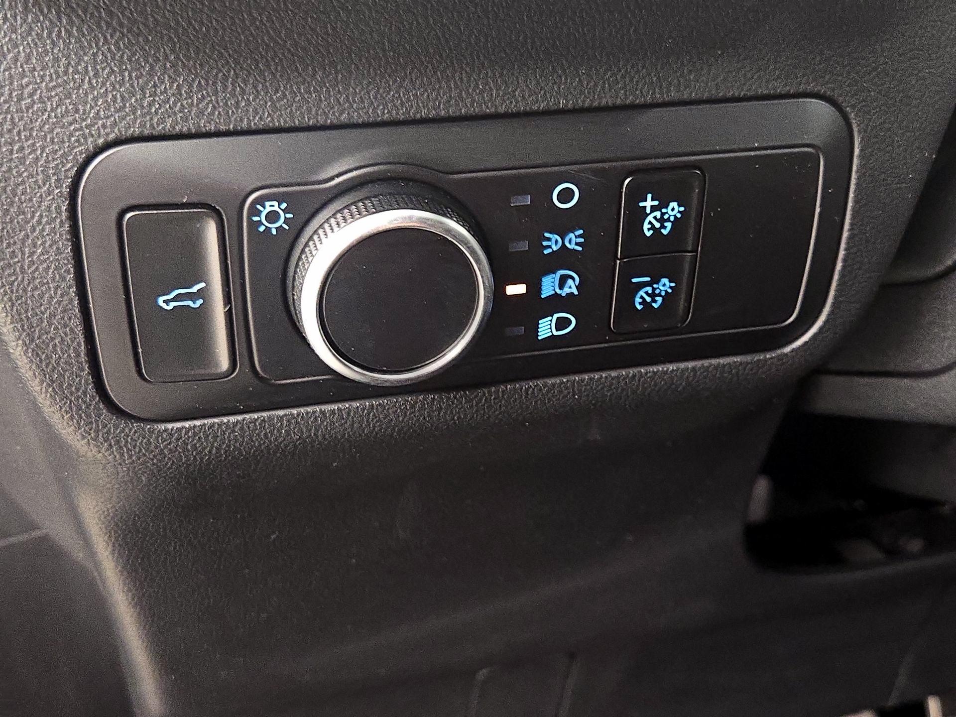 Thumbnail: 2023 Ford Escape - 13