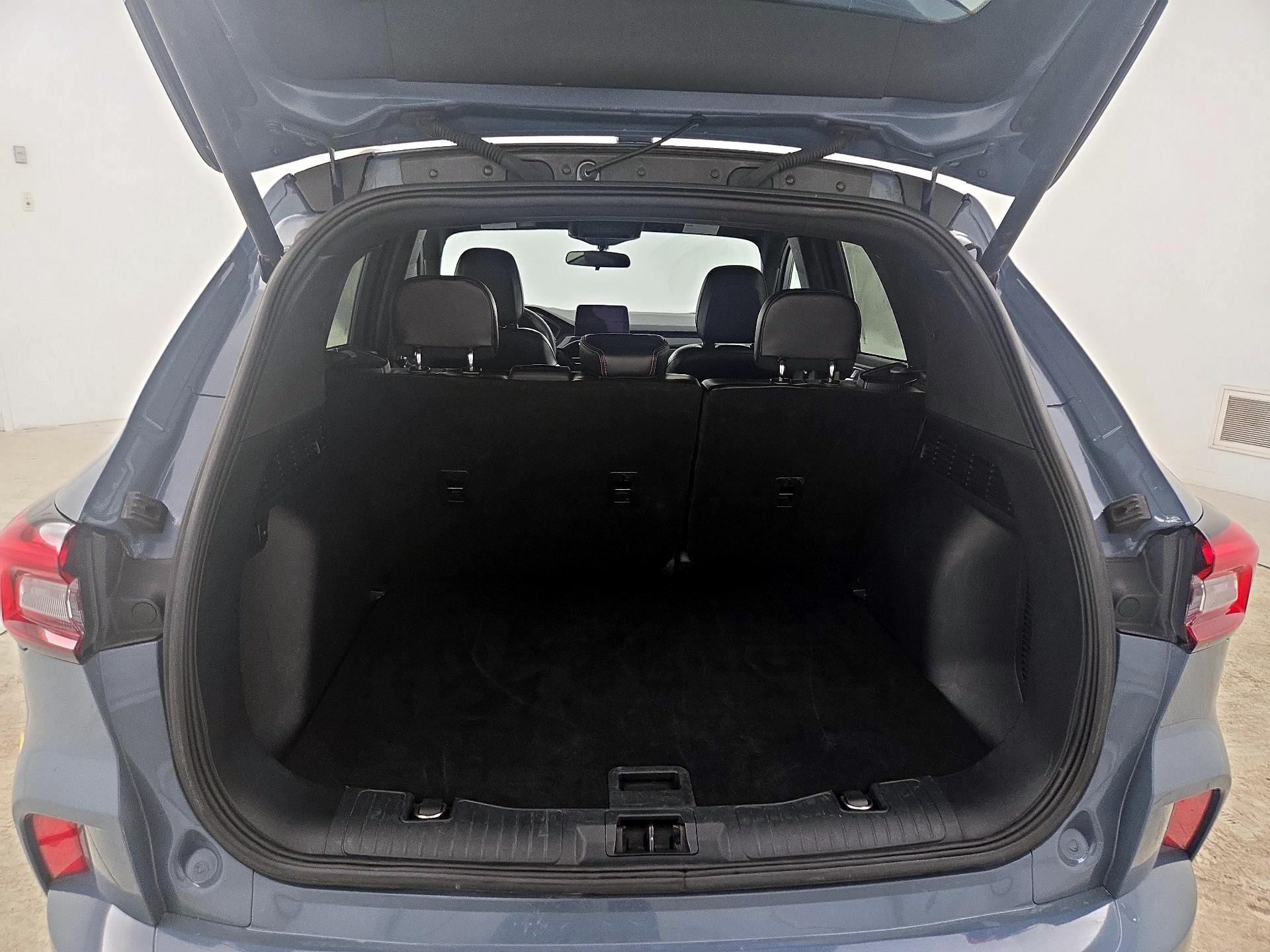 Thumbnail: 2023 Ford Escape - 20