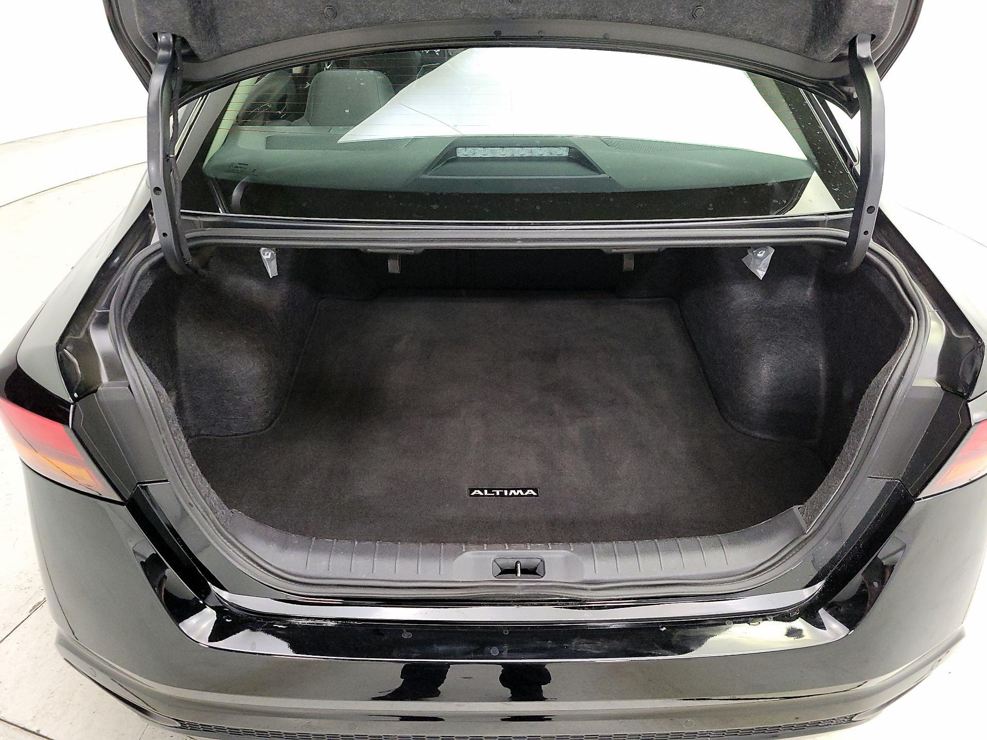 Thumbnail: 2025 Nissan Altima - 20