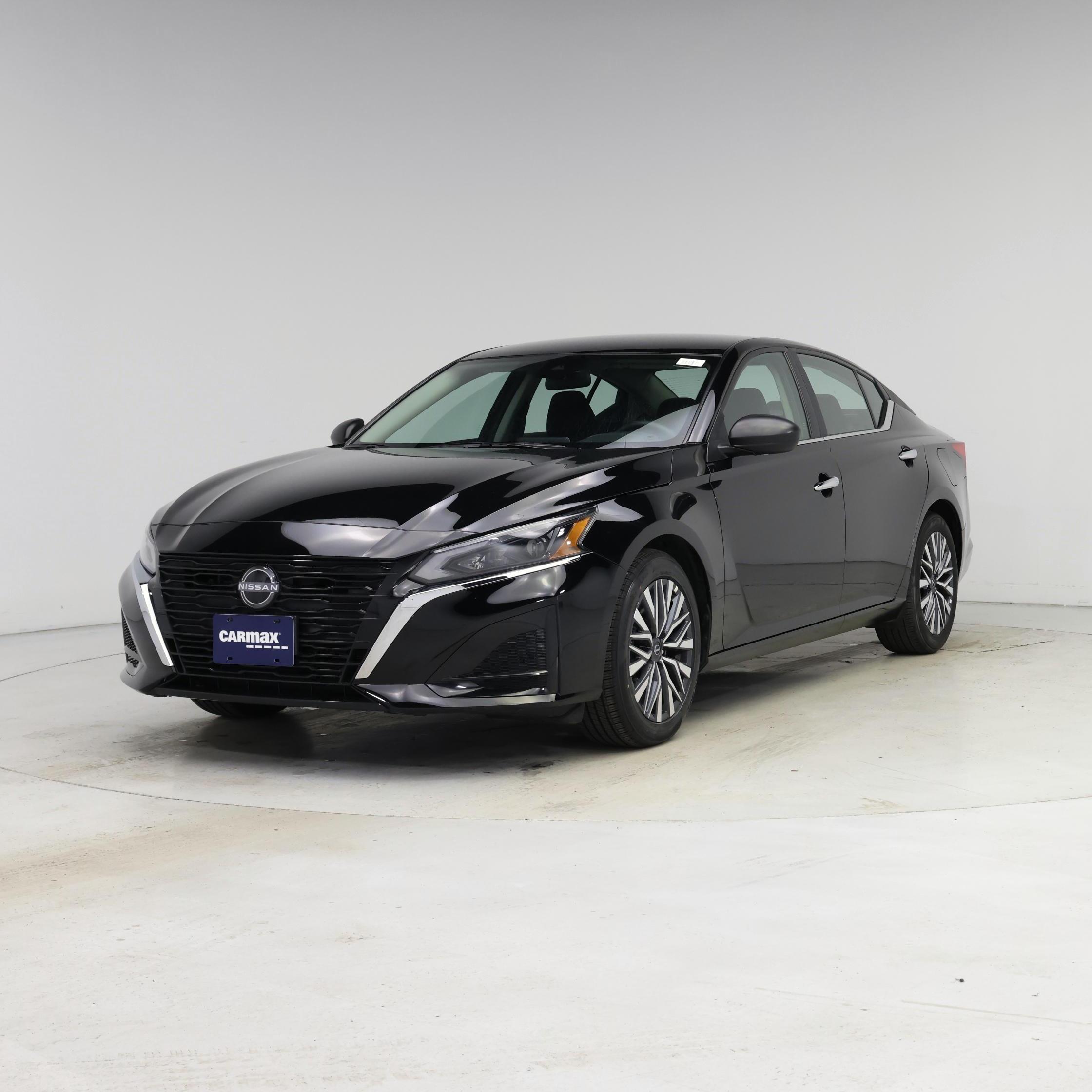 Thumbnail: 2025 Nissan Altima - 4