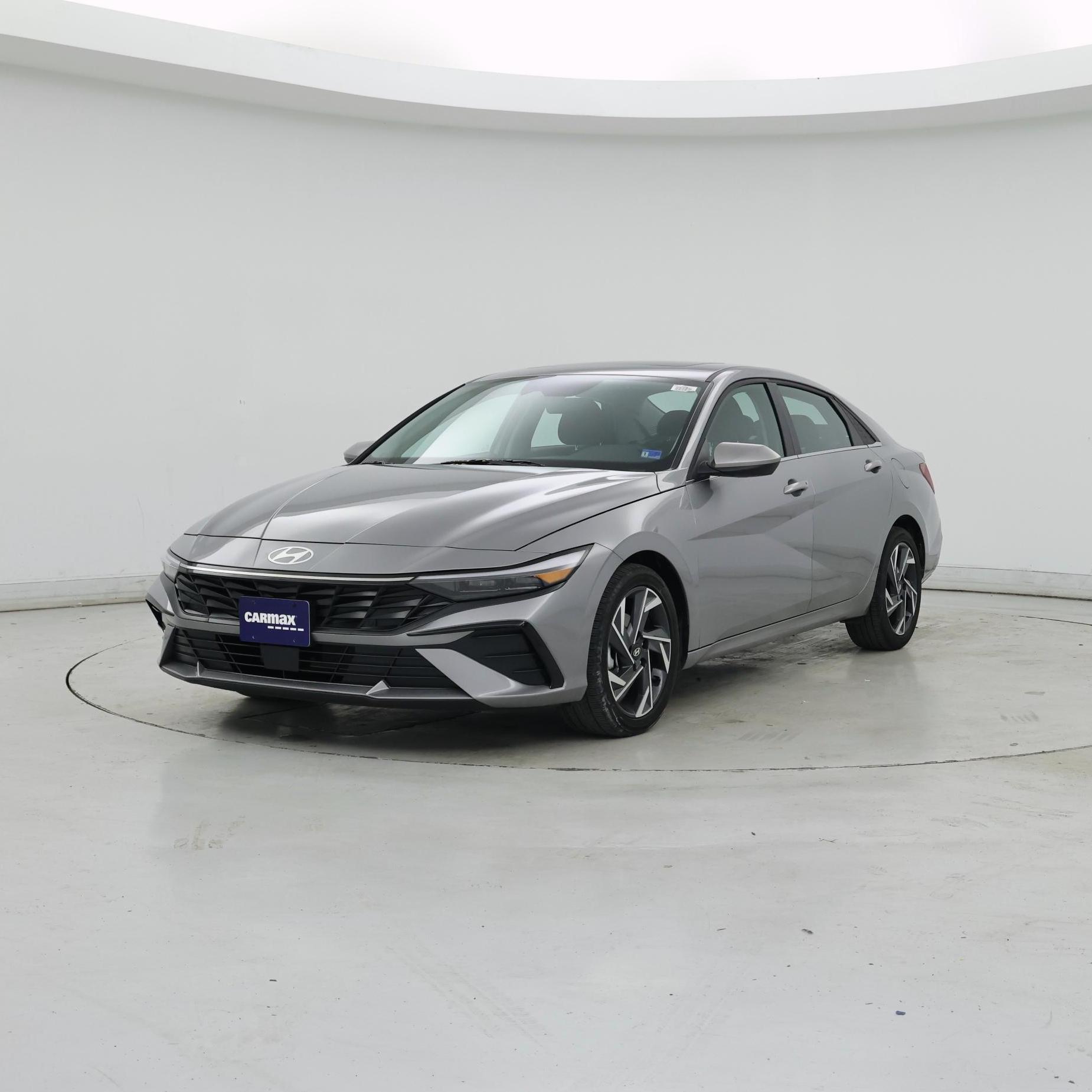 Thumbnail: 2025 Hyundai Elantra - 4