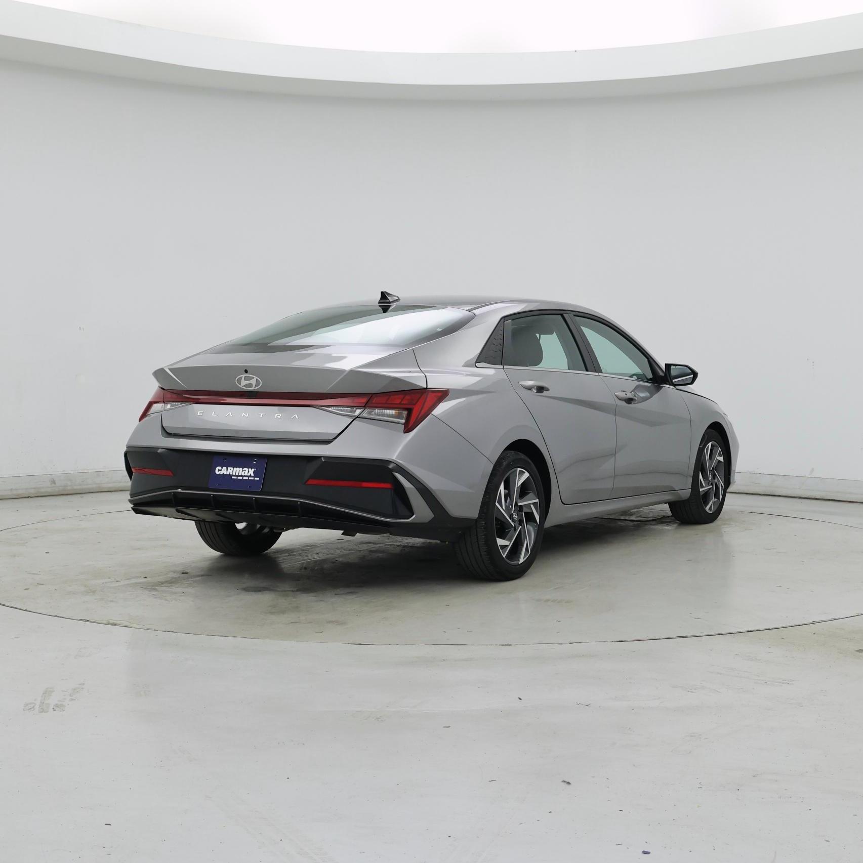 Thumbnail: 2025 Hyundai Elantra - 8