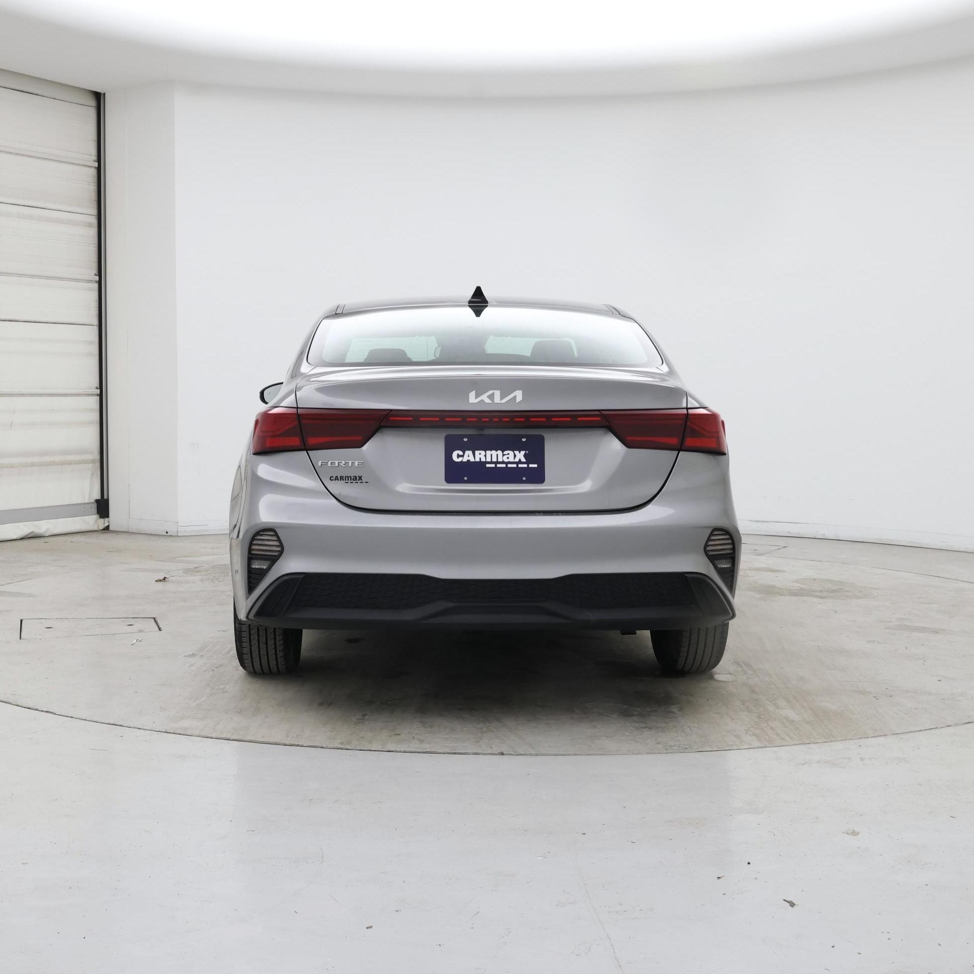 Thumbnail: 2024 Kia Forte - 6