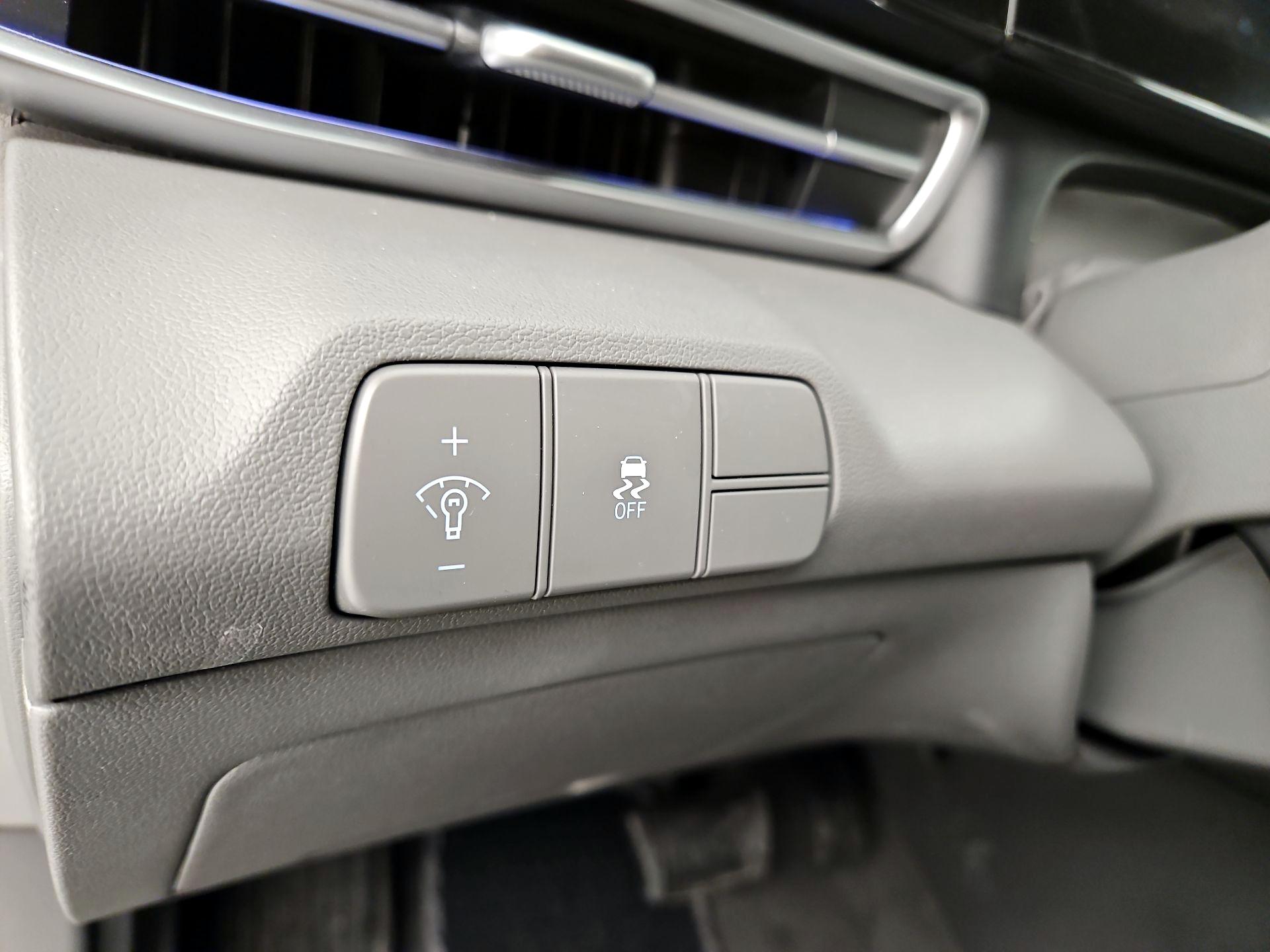 Thumbnail: 2025 Hyundai Elantra - 13