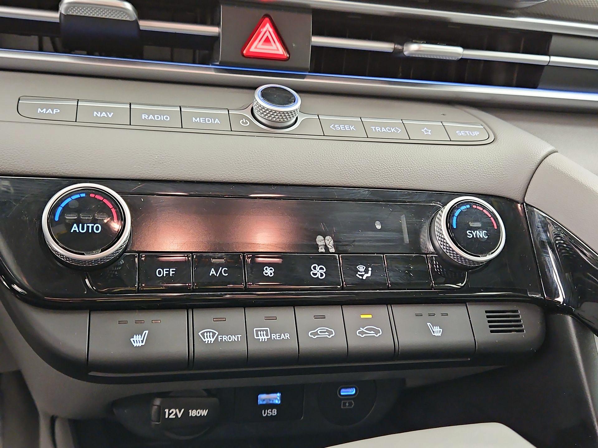 Thumbnail: 2025 Hyundai Elantra - 17