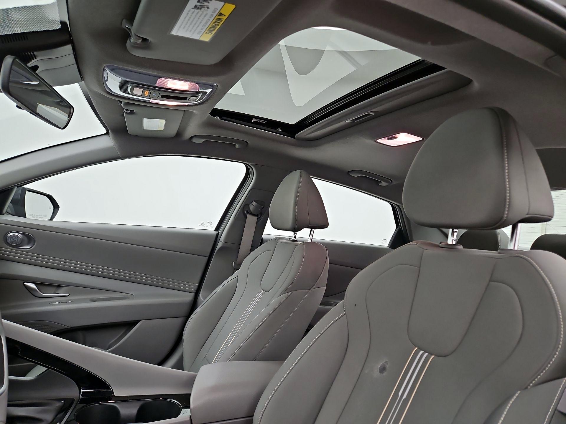 Thumbnail: 2025 Hyundai Elantra - 20