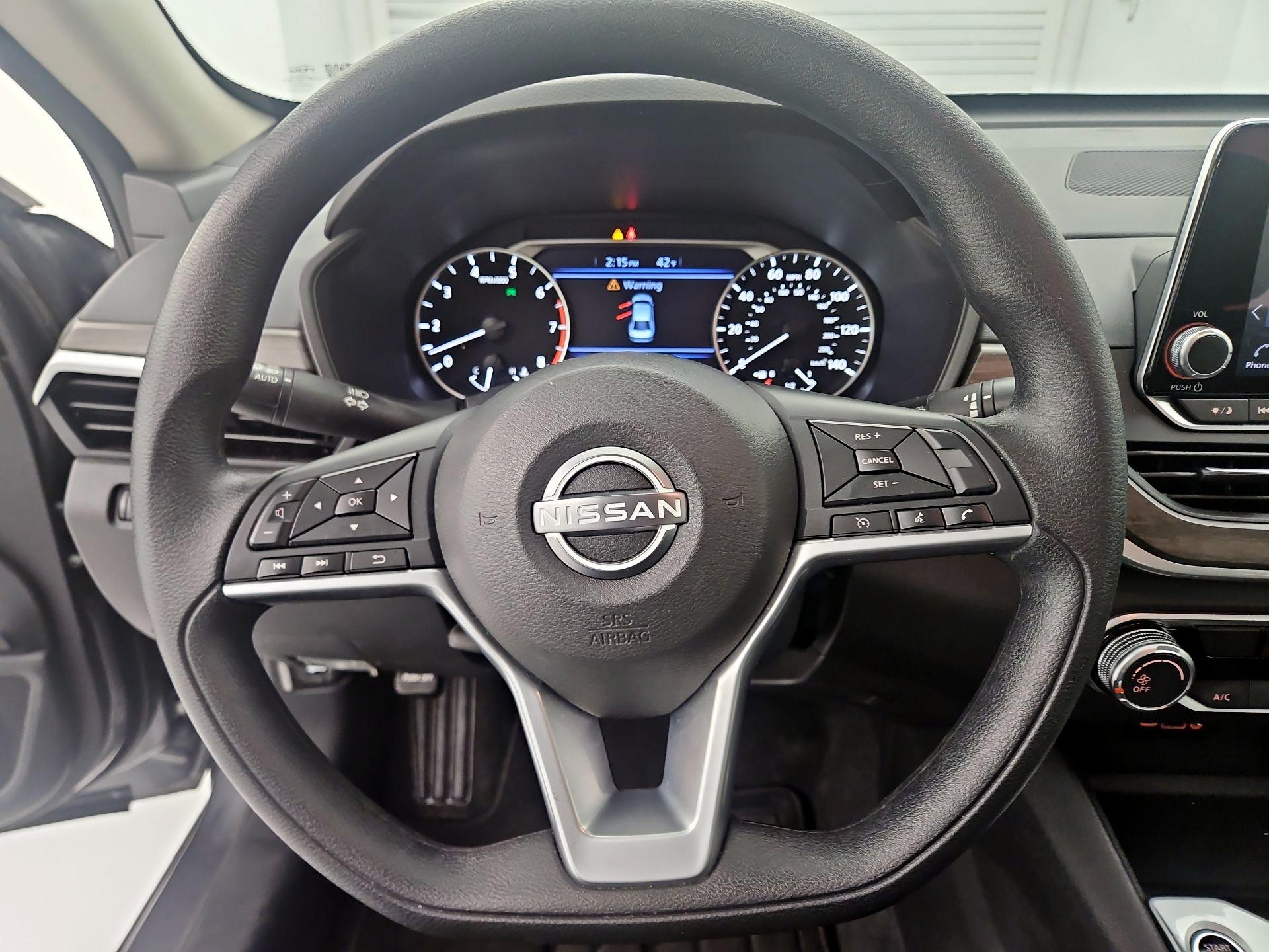 Thumbnail: 2025 Nissan Altima - 10