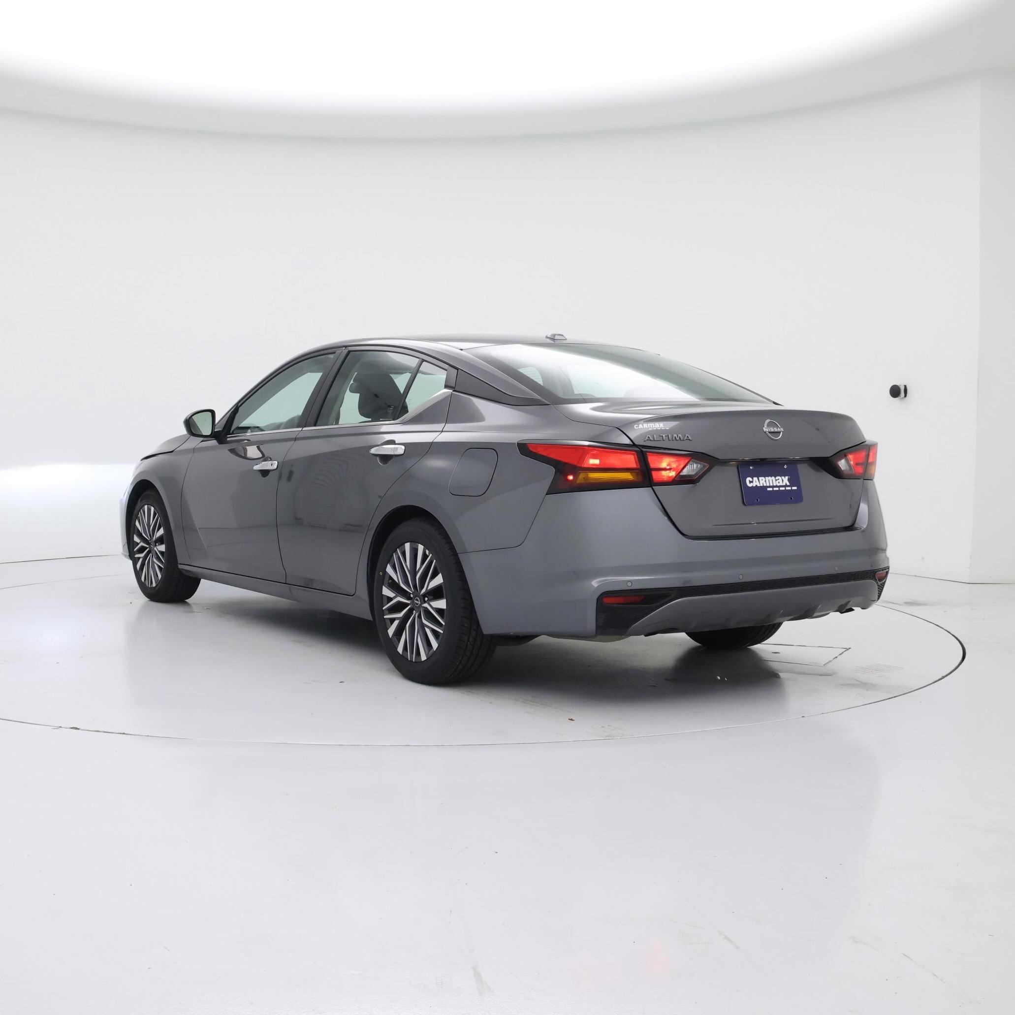 Thumbnail: 2025 Nissan Altima - 2