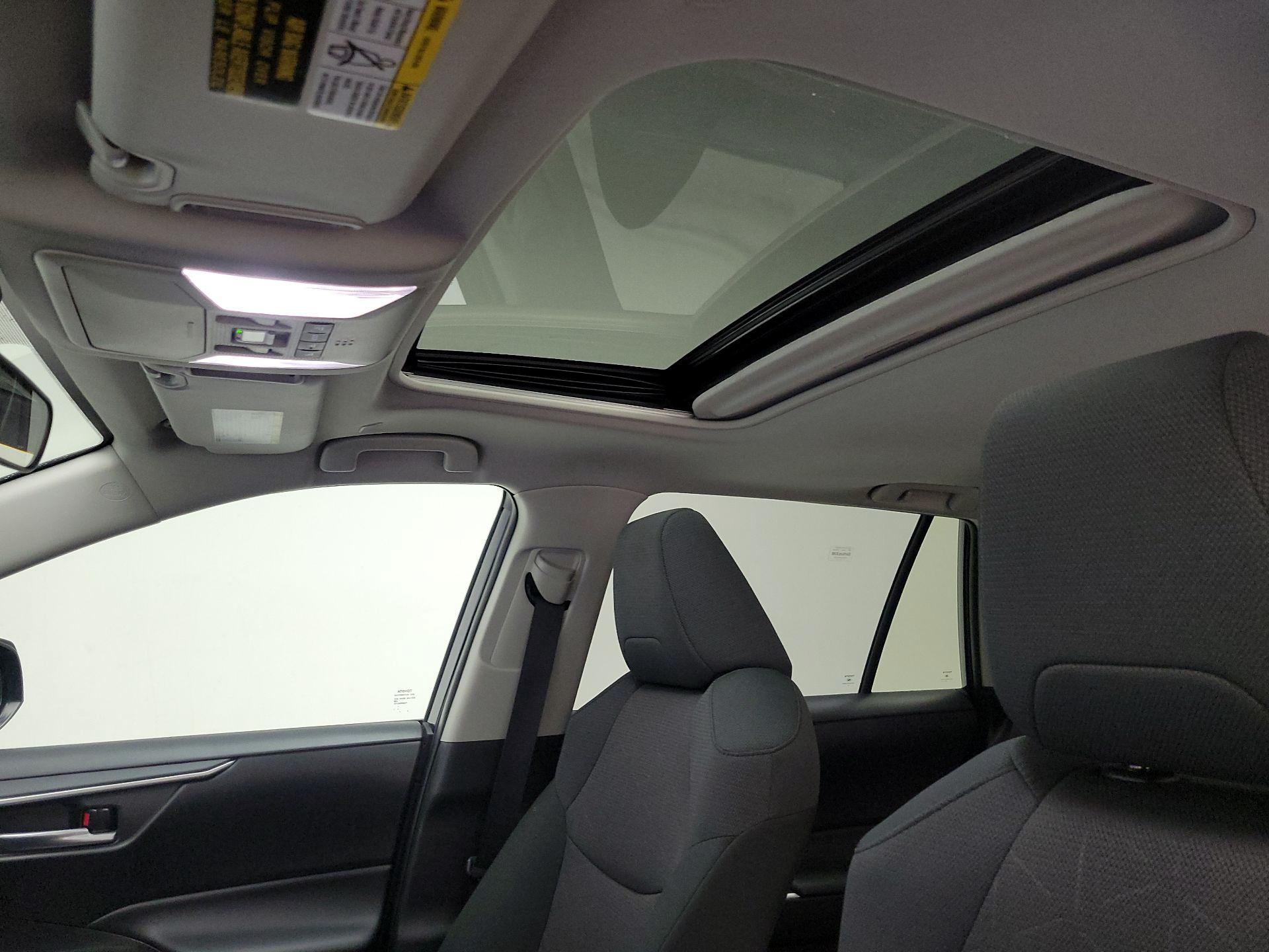 Thumbnail: 2025 Toyota RAV4 - 19