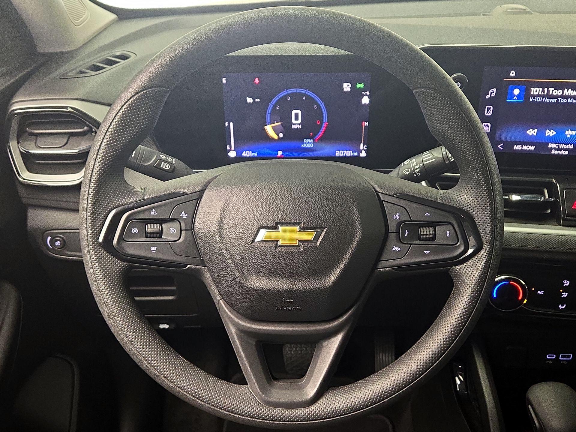 Thumbnail: 2025 Chevrolet TrailBlazer - 10