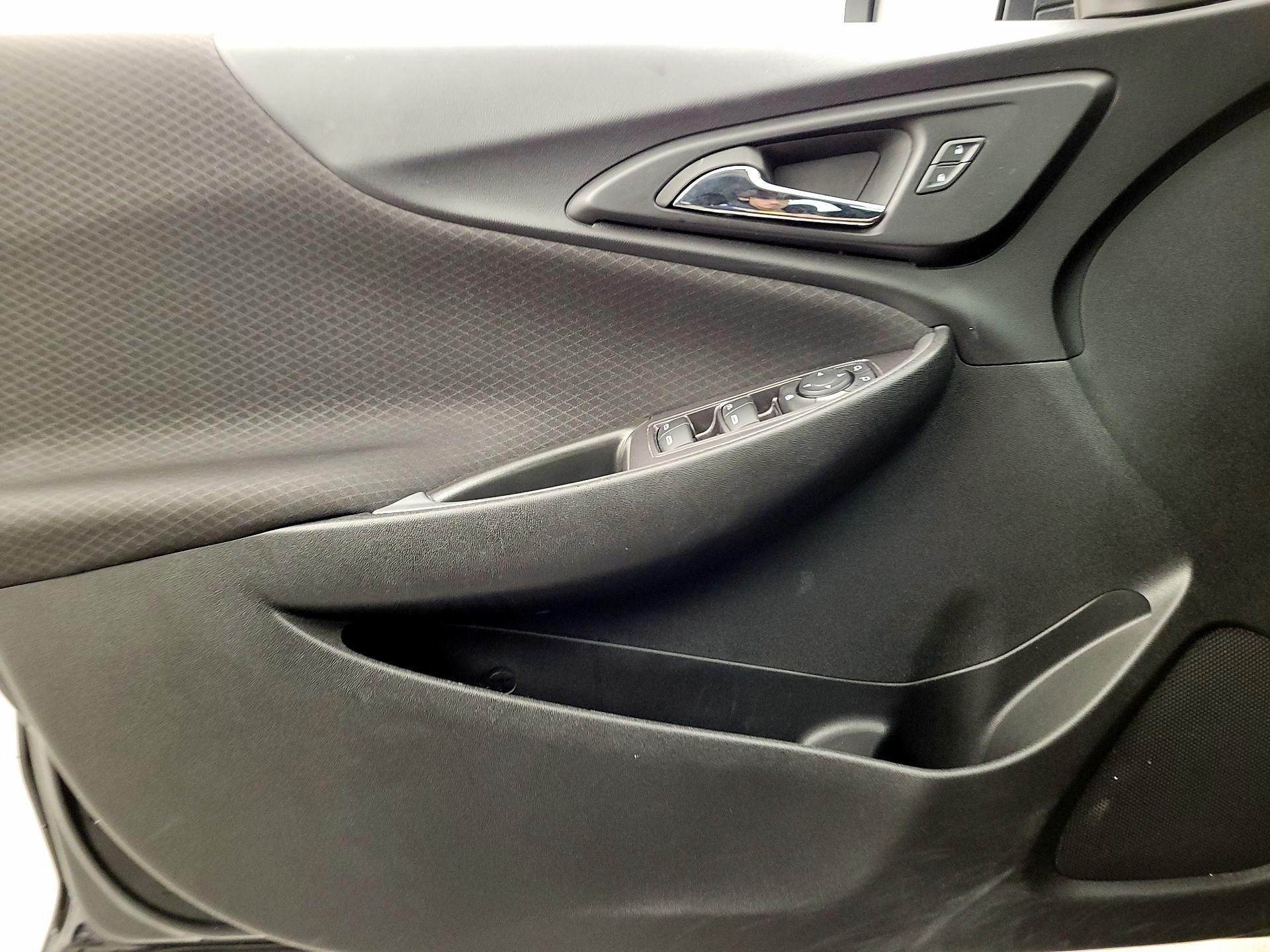 Thumbnail: 2023 Chevrolet Malibu - 12