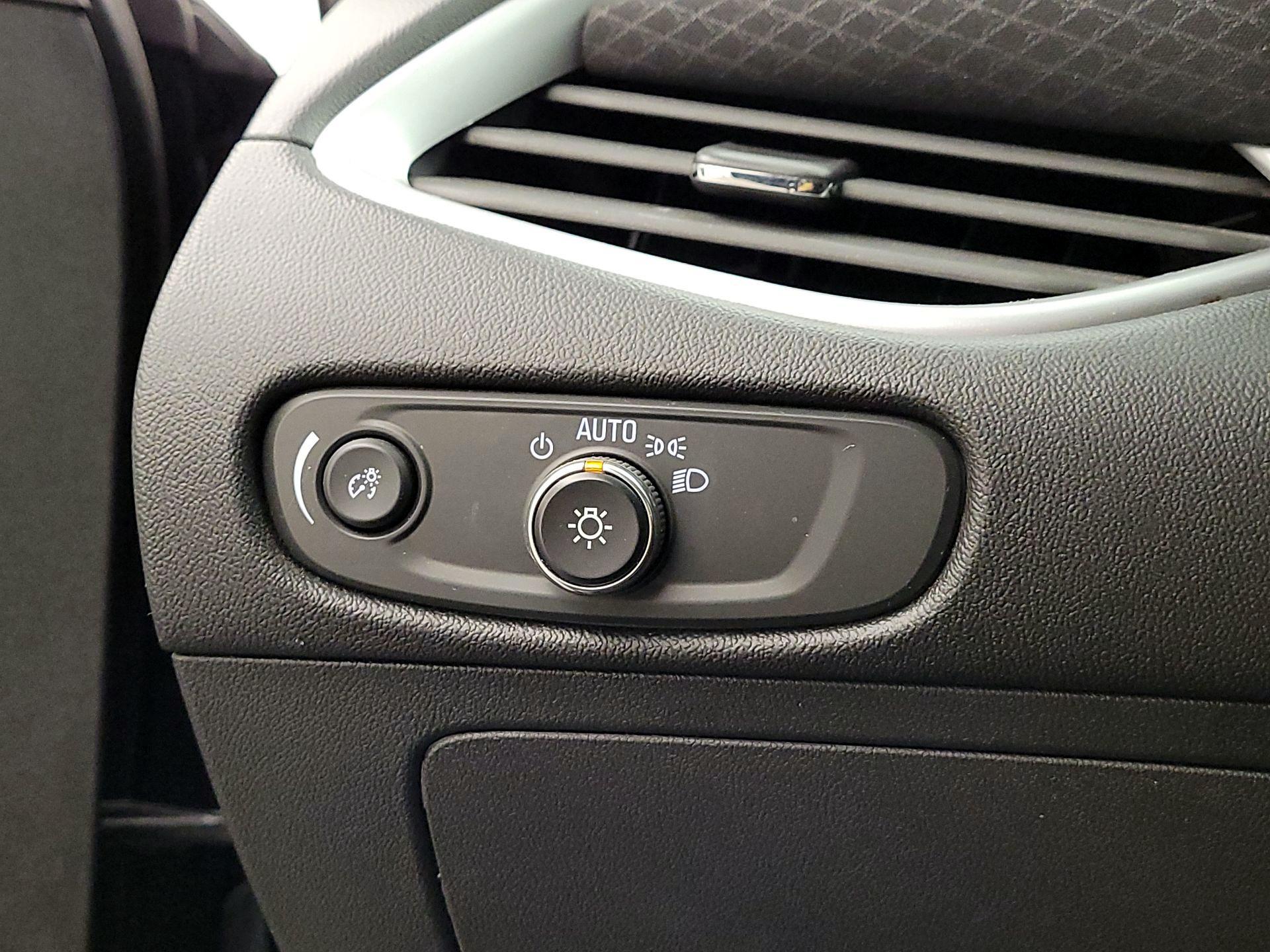 Thumbnail: 2023 Chevrolet Malibu - 13