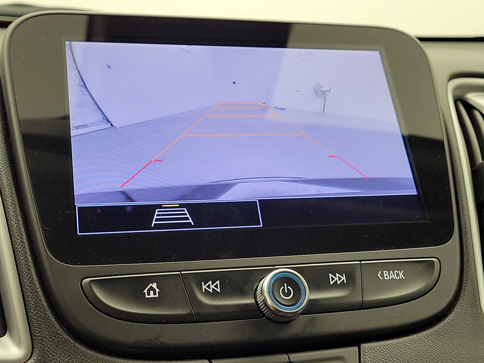 Thumbnail: 2023 Chevrolet Malibu - 14