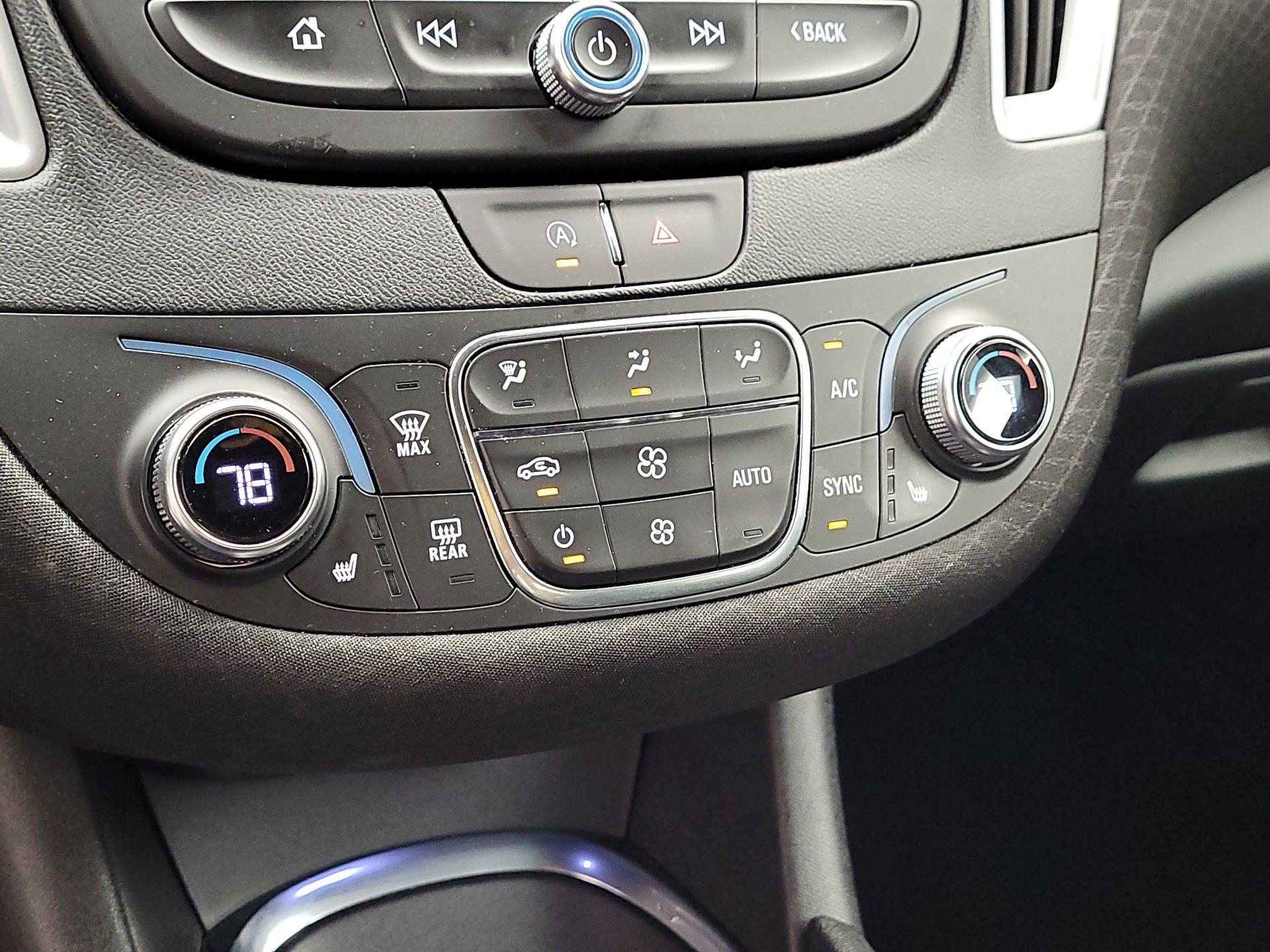 Thumbnail: 2023 Chevrolet Malibu - 16